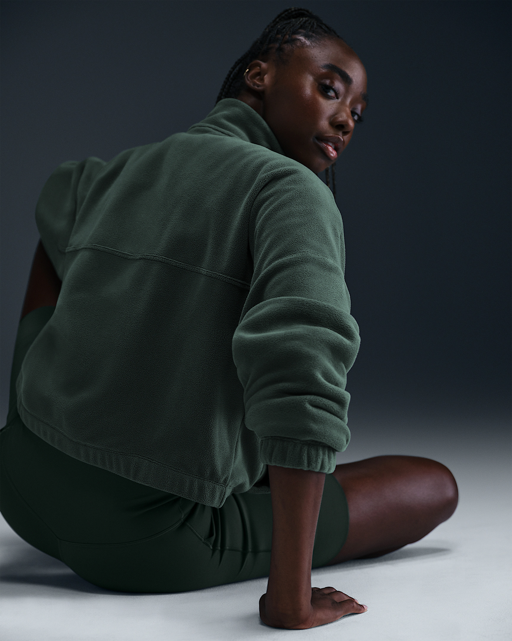 Nike One Women's Therma-FIT Oversized 1/2-Zip Fleece Top - 3