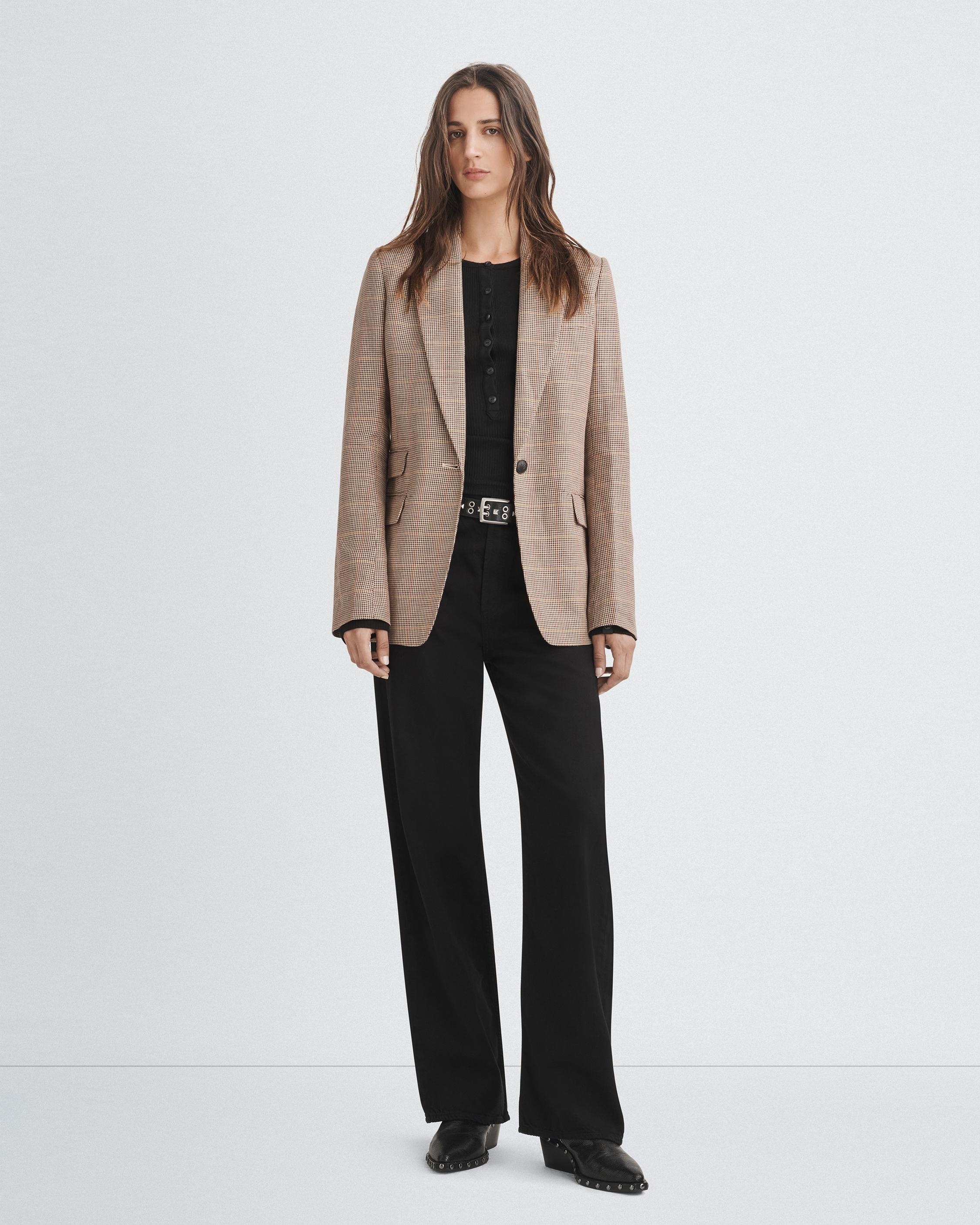 Foster Blazer
Cotton Linen Blazer - 3