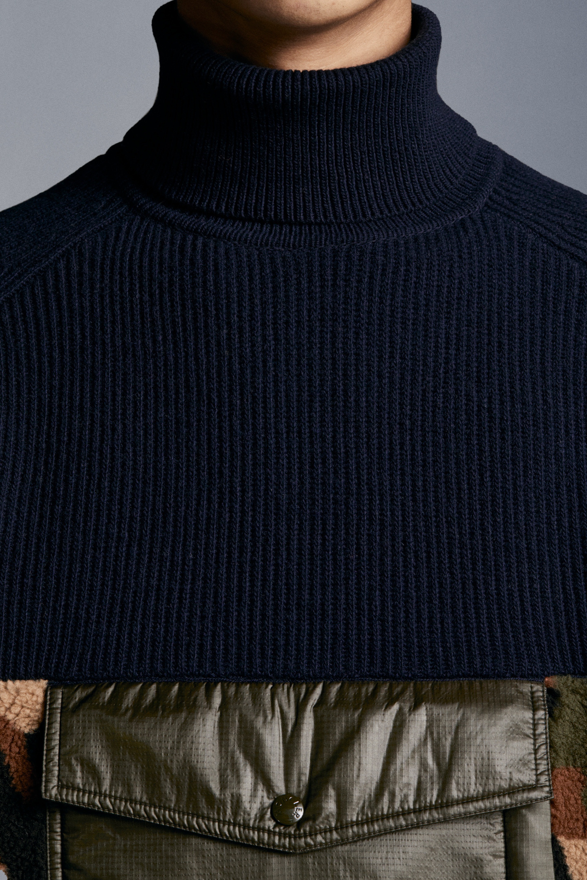 Sweater With Pocket - 4