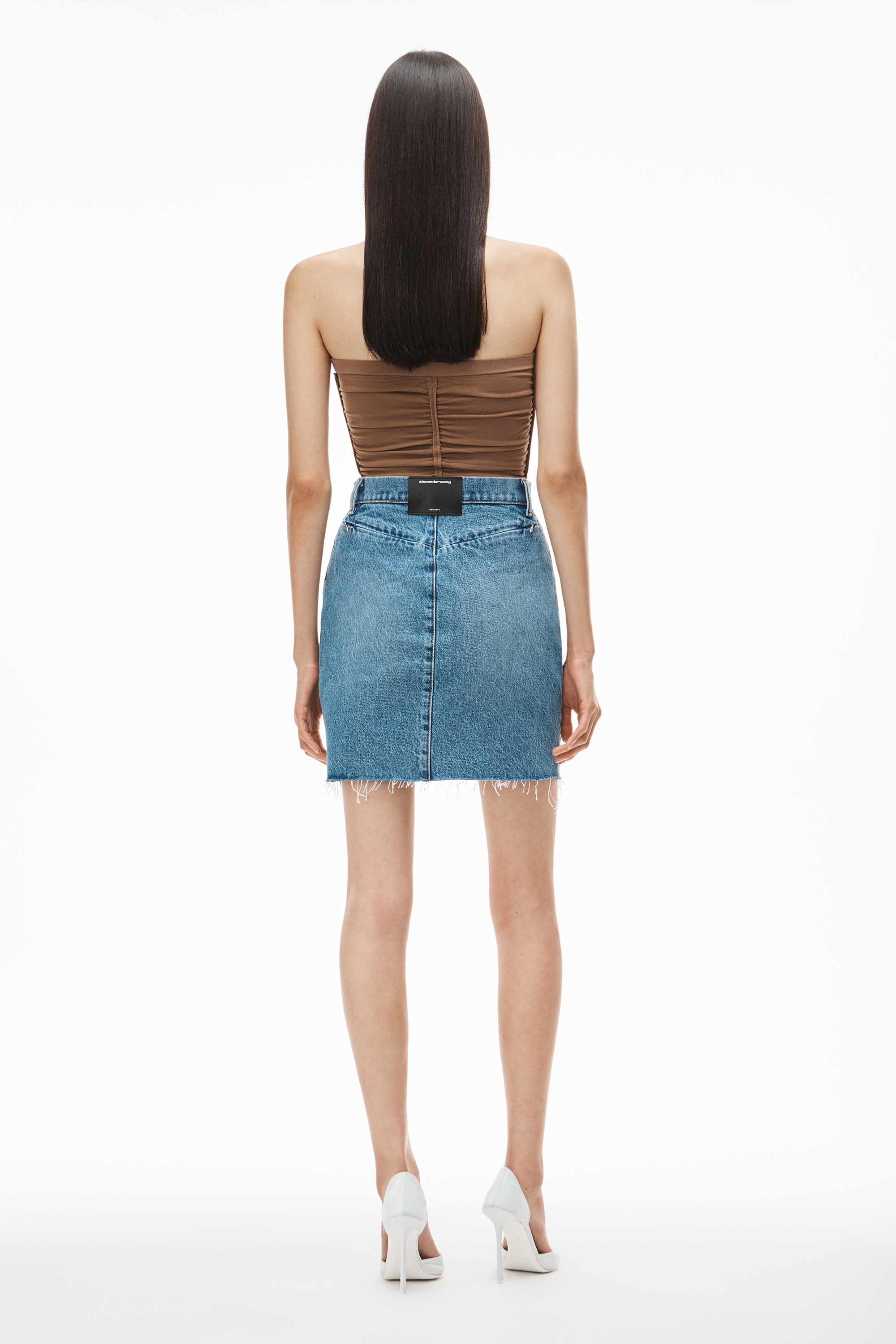 INVISIBLE ZIP MINI SKIRT IN INDIGO DENIM - 4