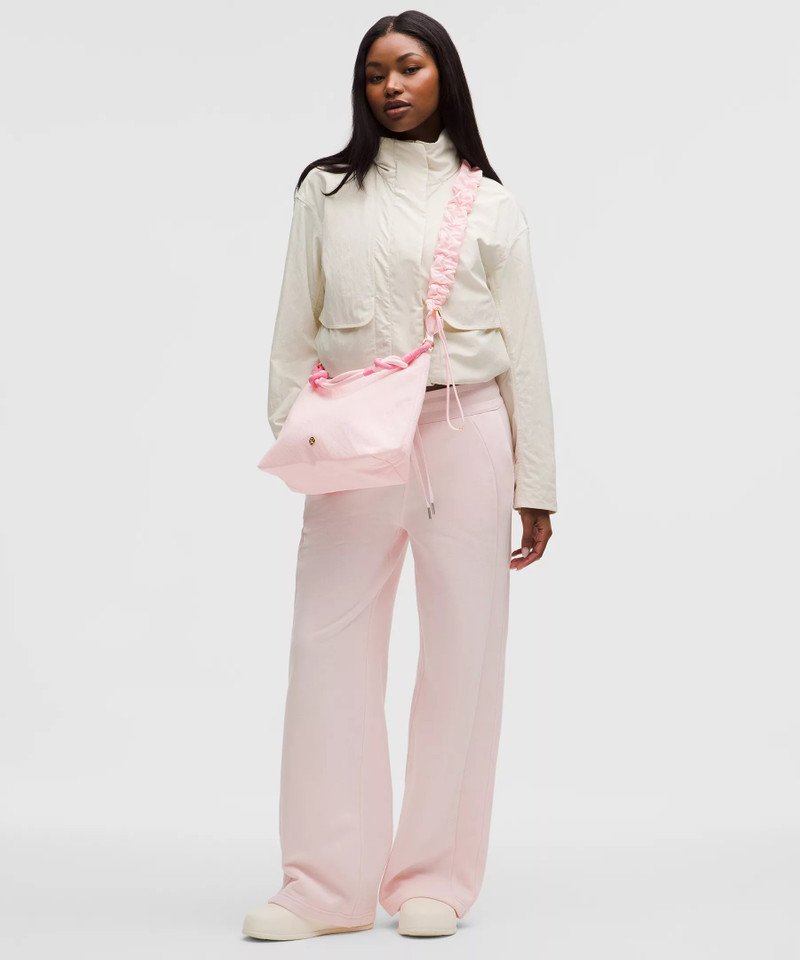 lululemon Convertible Crossbody Bag 6.5L outlook