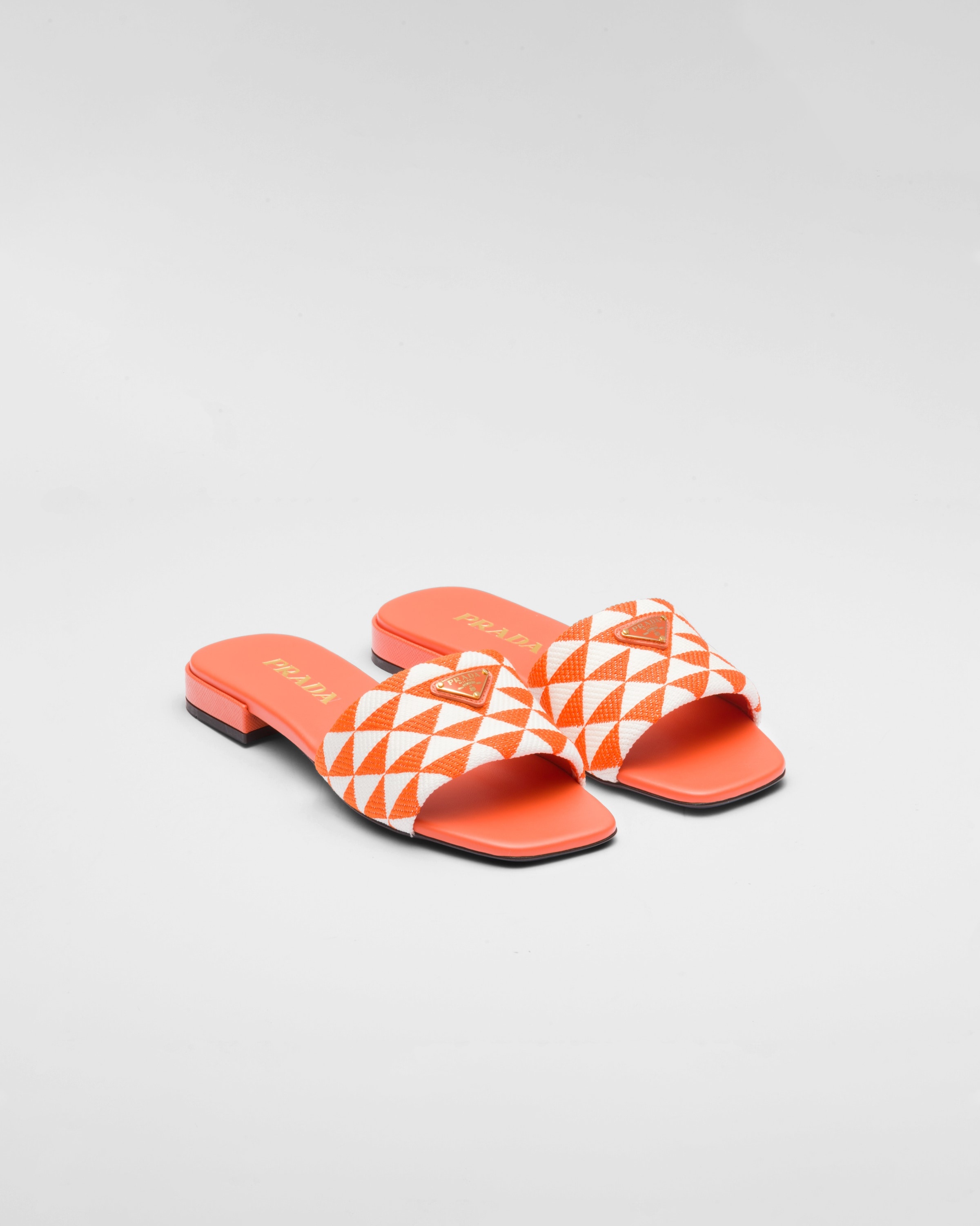 Embroidered fabric slides - 1