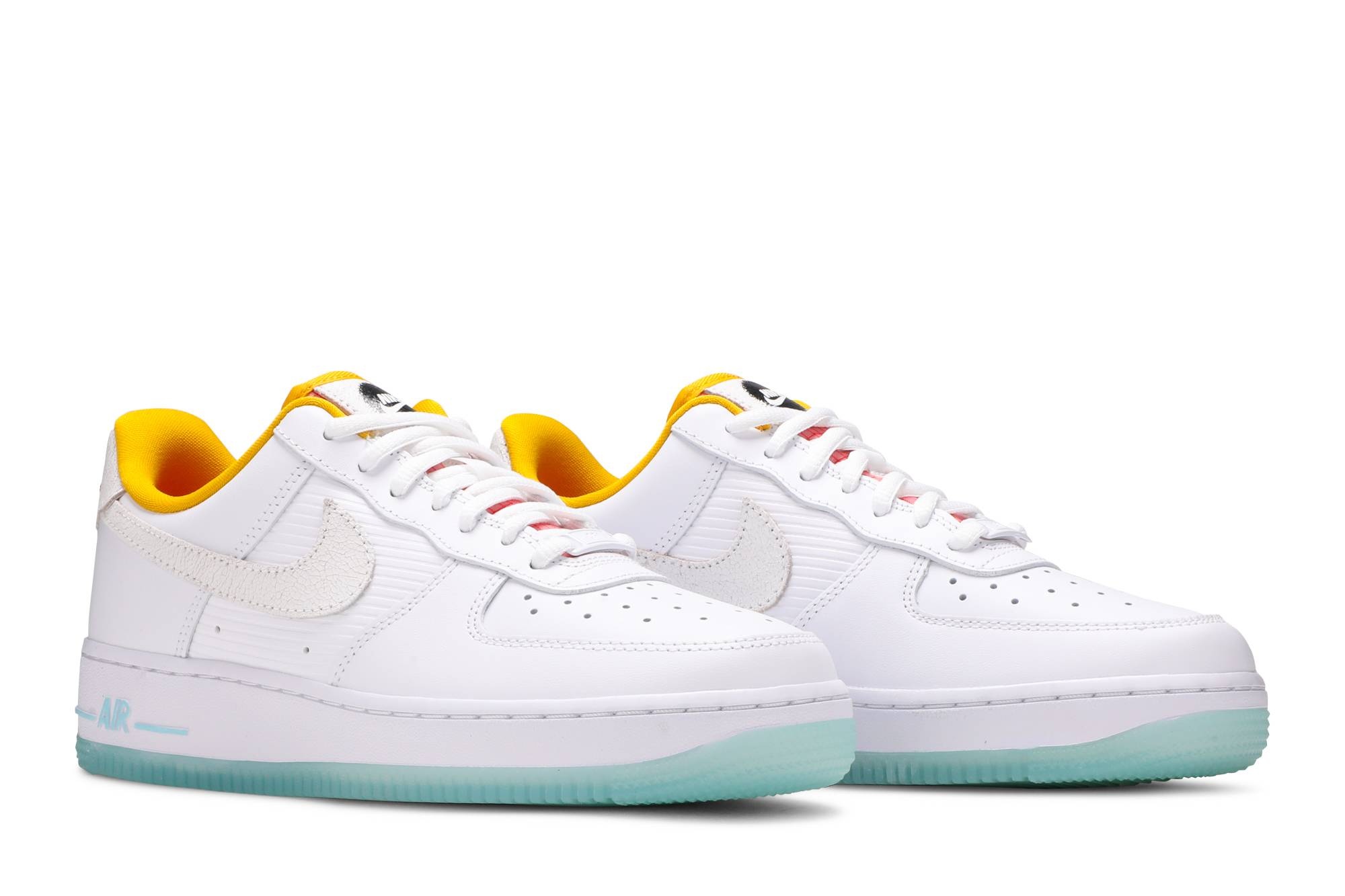 Wmns Air Force 1 '07 'Corner Markets' - 8