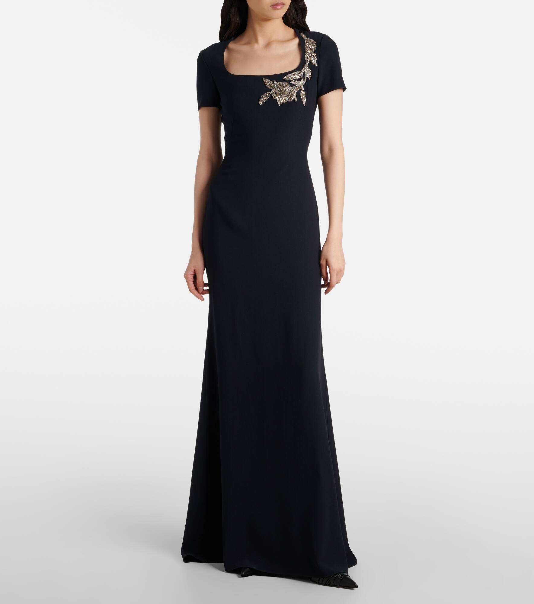 Embroidered crêpe gown - 2