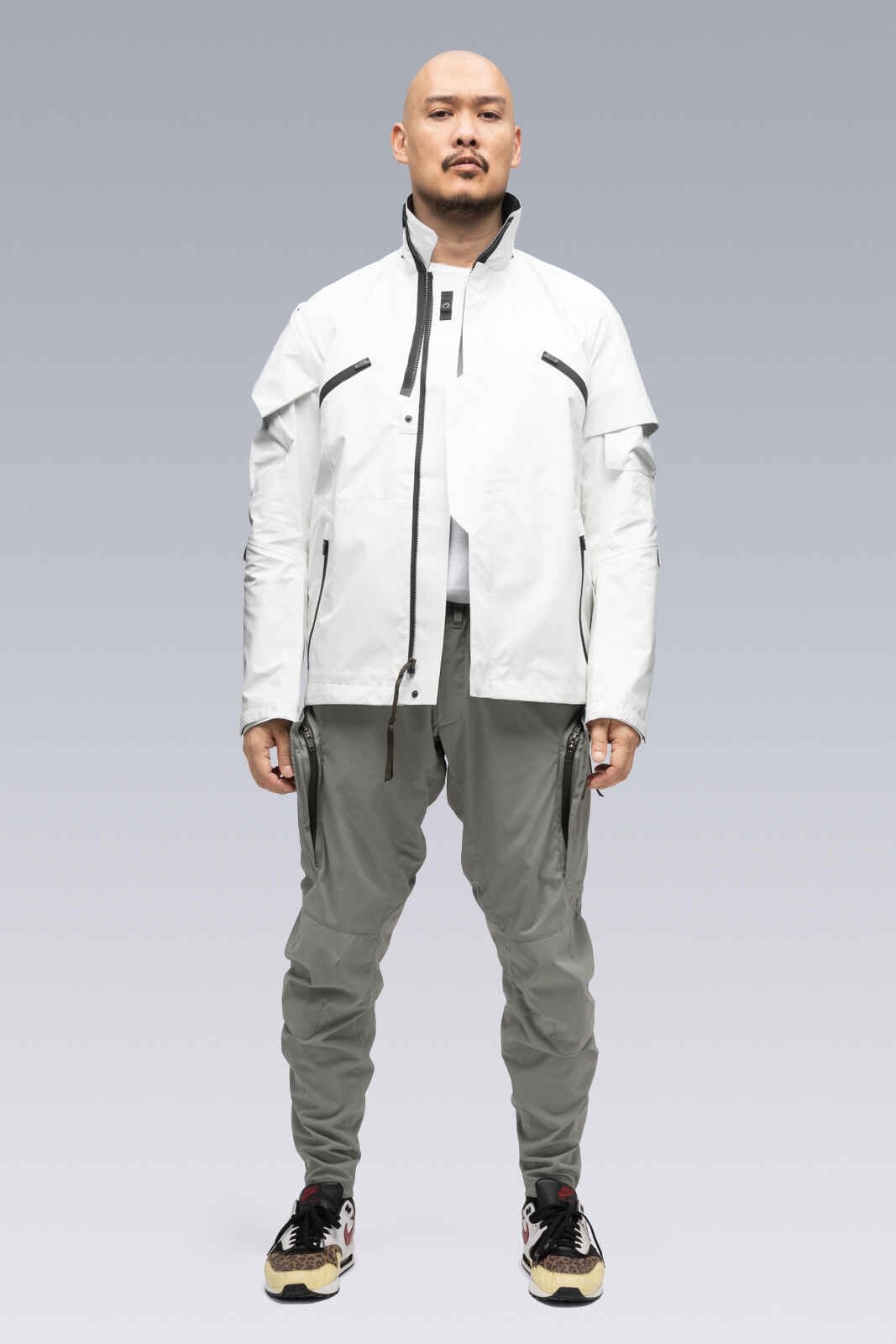 J1B-GT 3L Gore-Tex Pro Interops Jacket White (2 hoods: White & Black) - 52