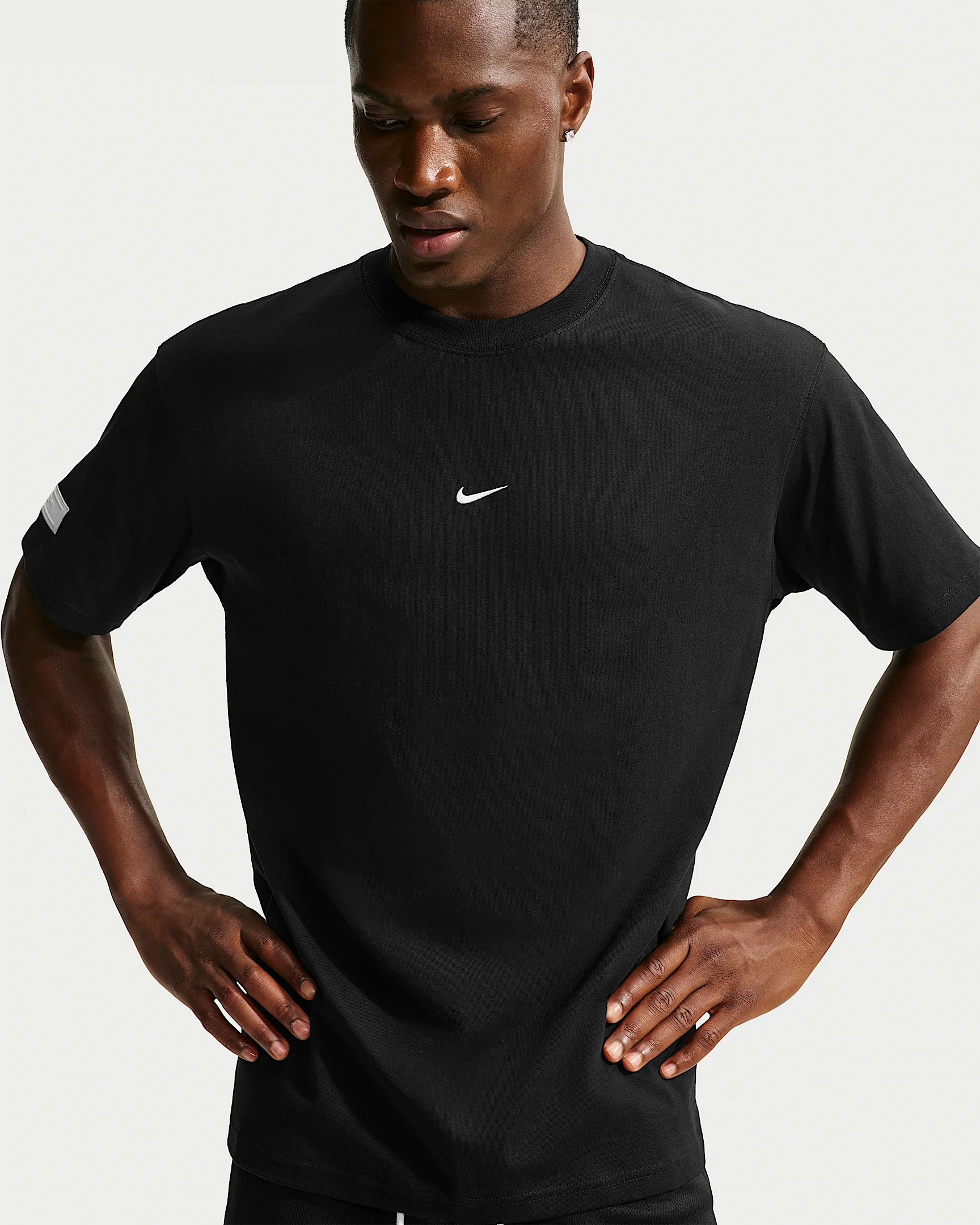 Nike Men's Basketball T-Shirt - 1