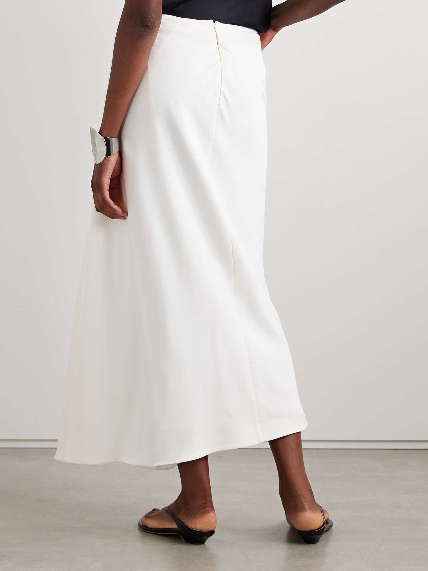 Twisted stretch-crepe midi skirt Ivory - 3