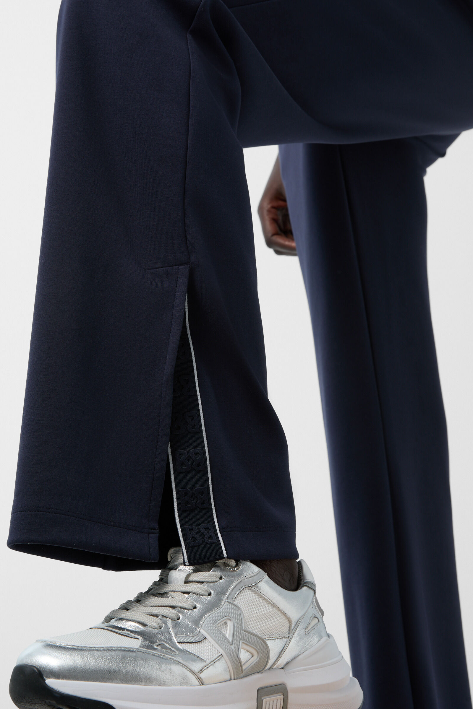 Lenia Tracksuit trousers in Navy blue - 5
