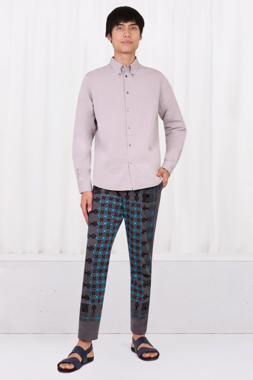 GEOMETRIC PRINT PANTS | GRAY - 3
