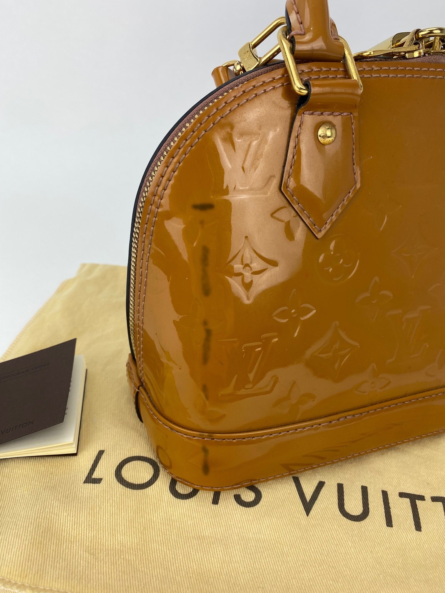 LOUIS VUITTON Monogram Vernis Alma BB Rose Velours M91585 Hand Shoulder Bag Pre owned - 3