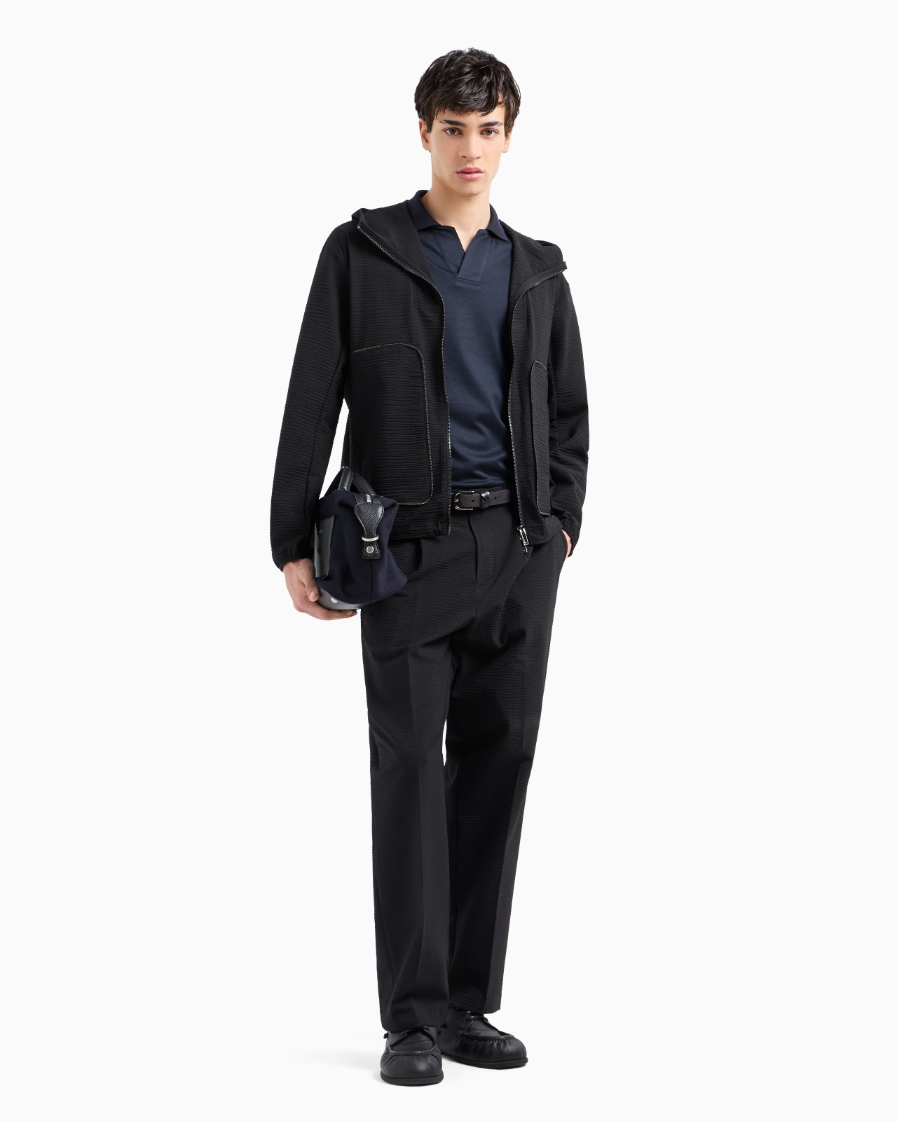 Pleated technical-seersucker fabric chinos - 4