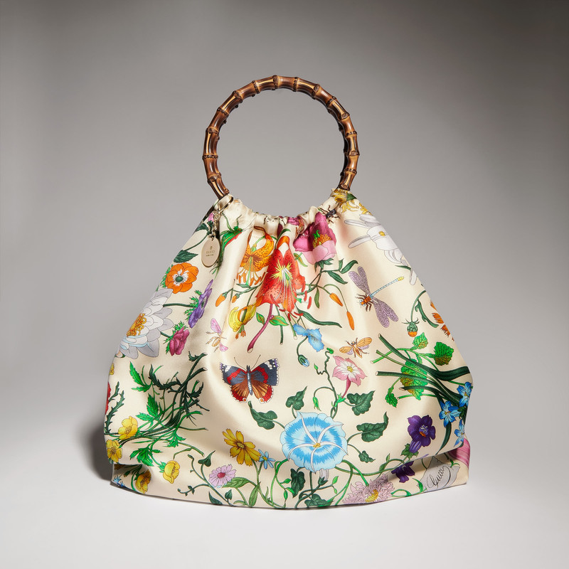 Silk maxi tote bag with bamboo handle 1