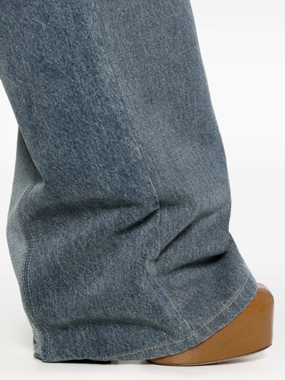 Regenerated denim low-rise wide-leg jeans - 5