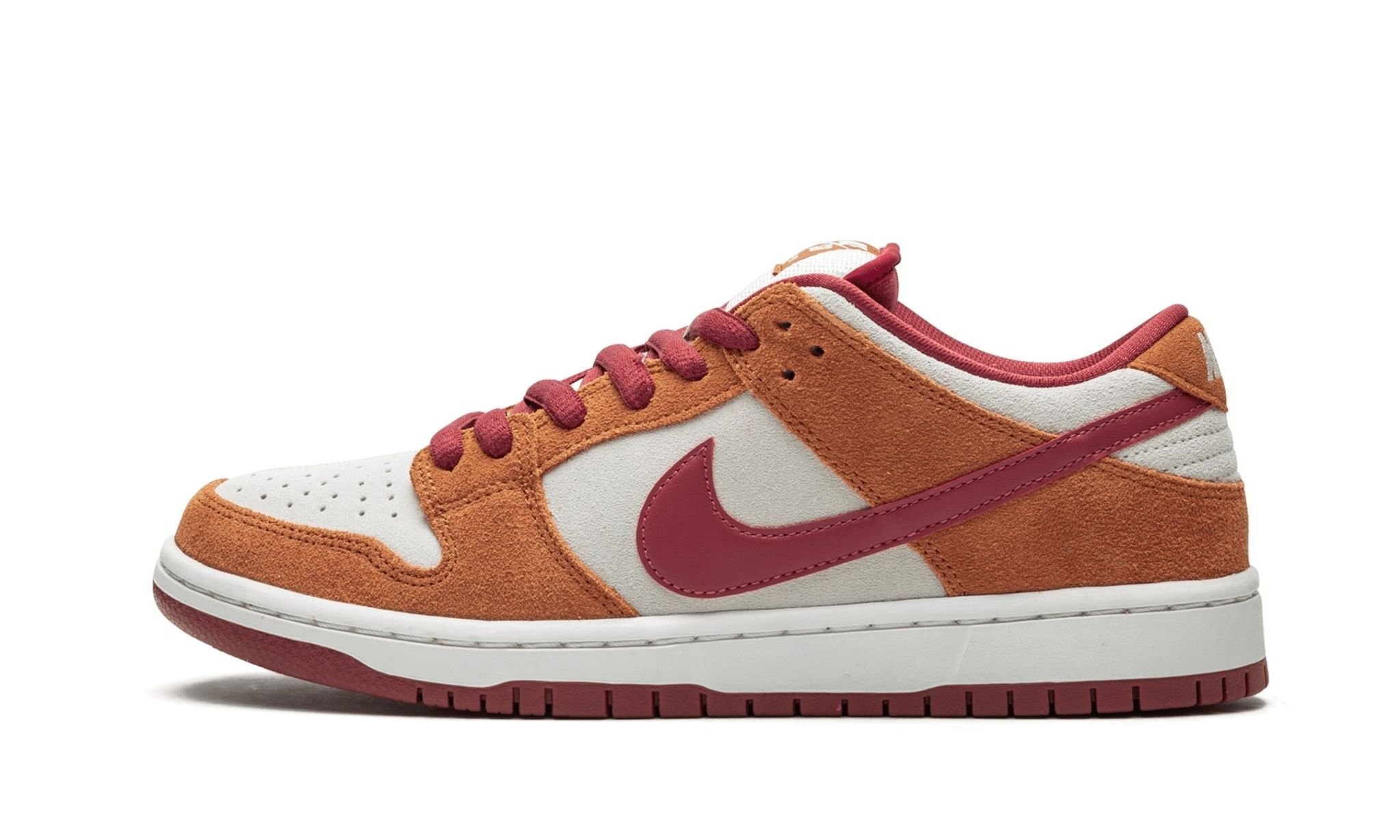 SB Dunk Low Pro "Dark Russet" - 1