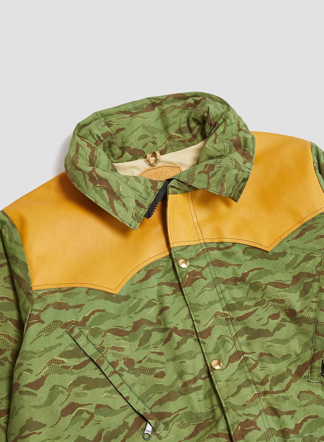 Rocky Mountain Featherbed x Nigel Cabourn Mountain Parka Mountain Camo in Green - 8