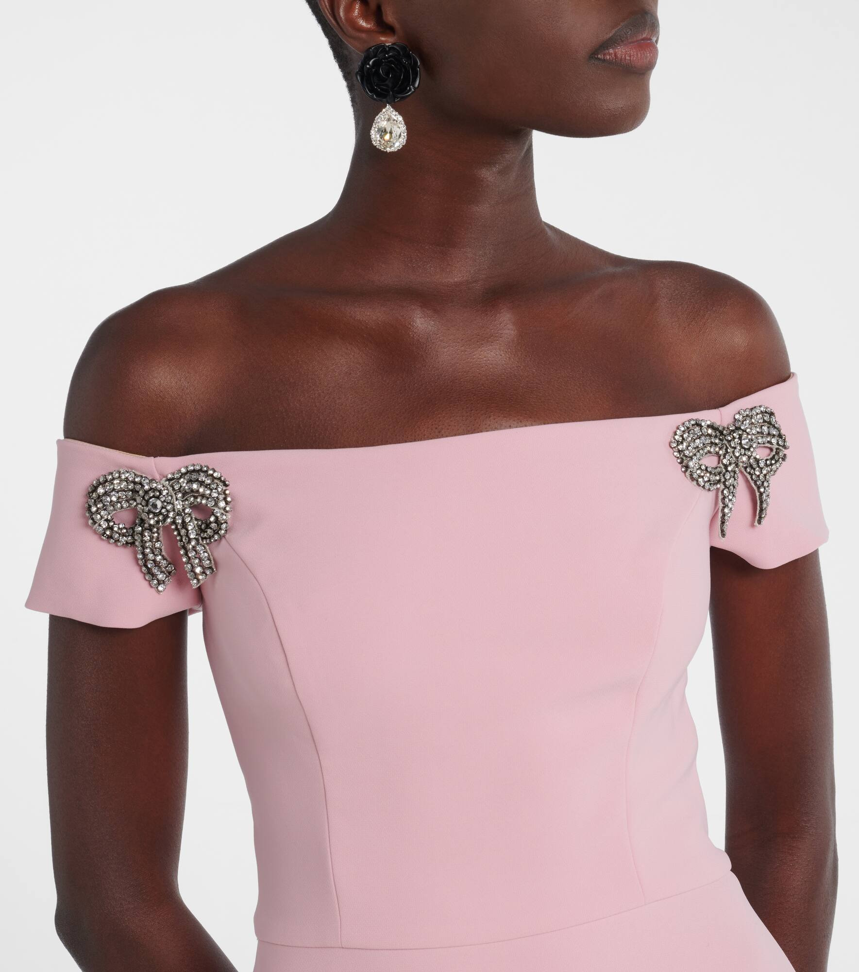 Embellished off-shoulder midi dress - 4