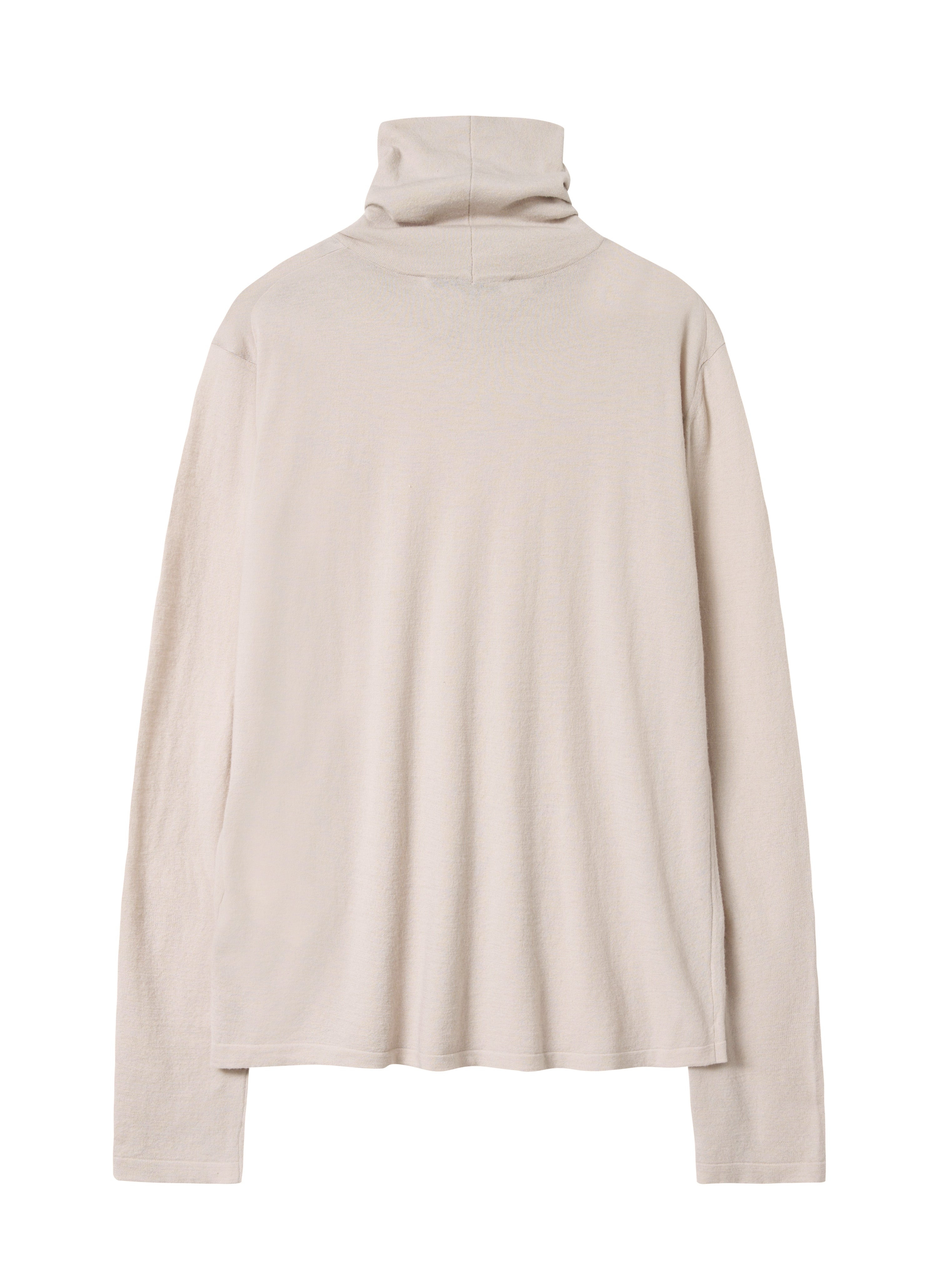 TURTLENECK
( - 3
