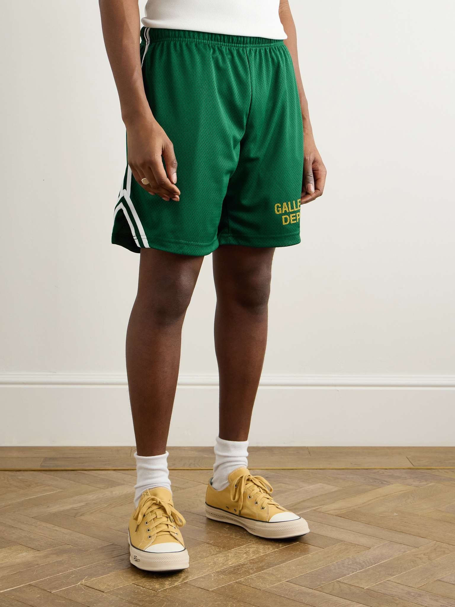 Venice Court Wide-Leg Logo-Print Webbing-Trimmed Mesh Shorts - 3