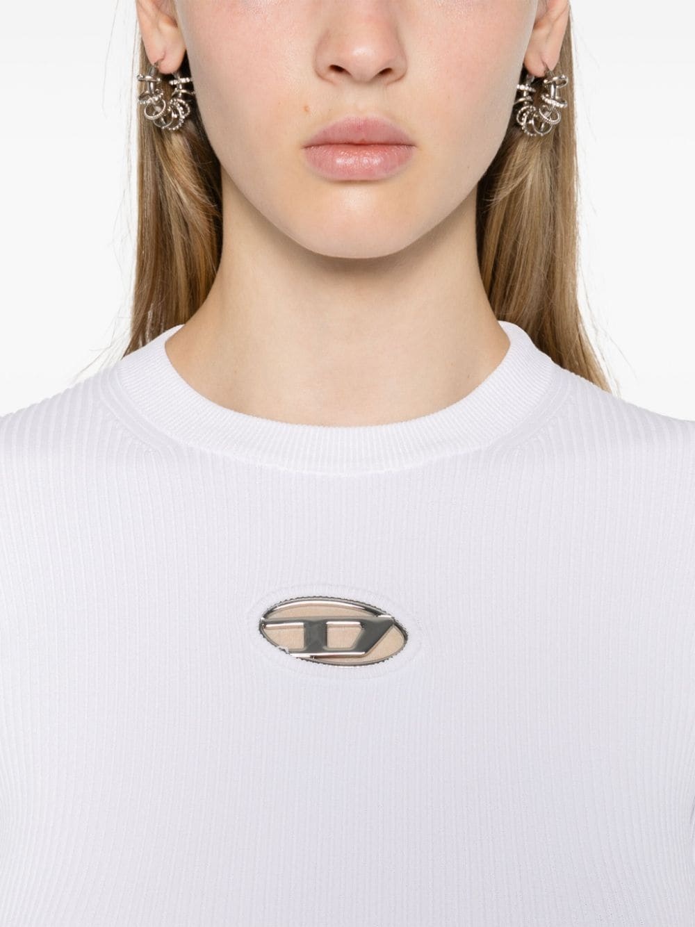 Oval D-plaque fine-ribbed top - 5