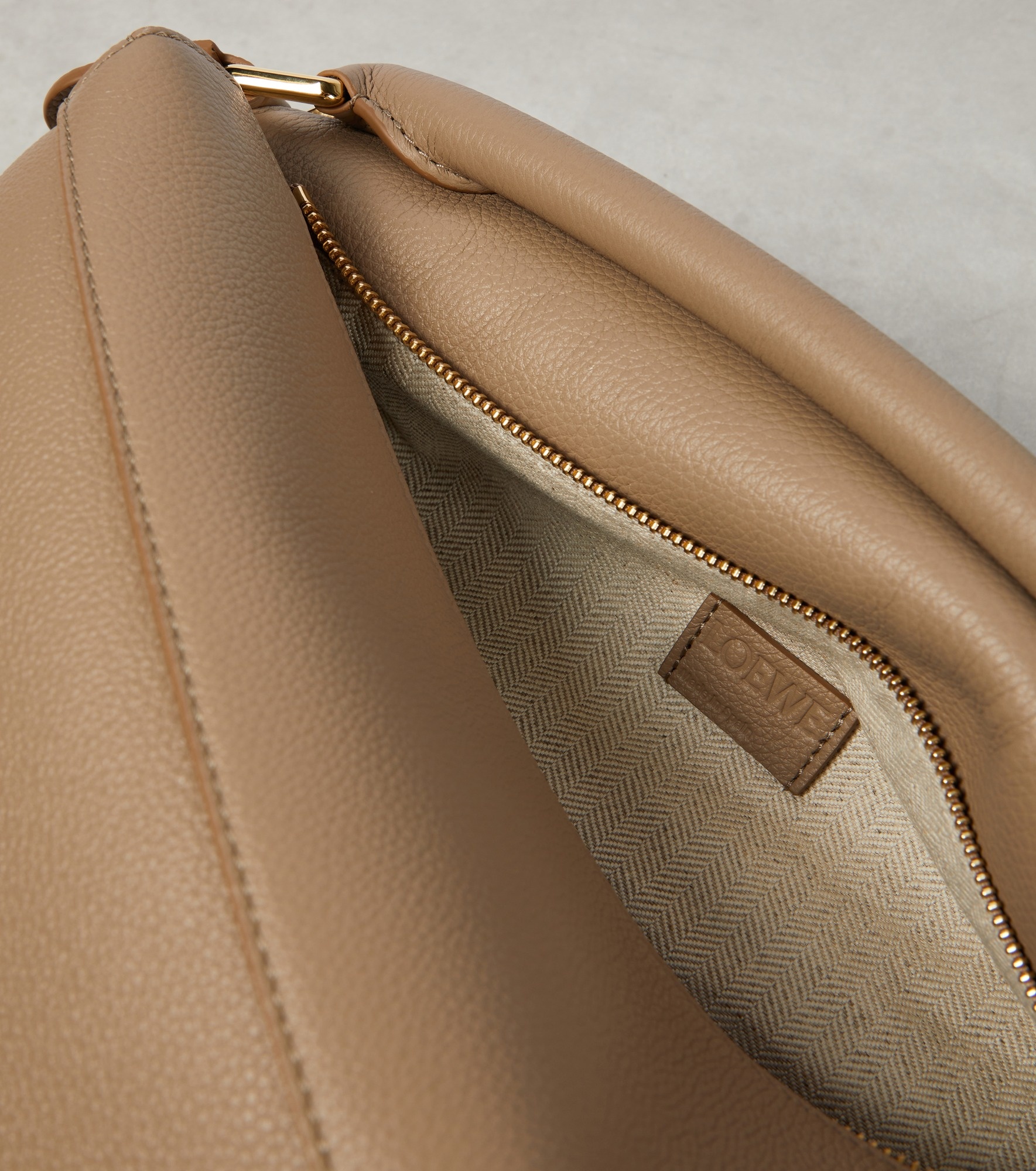 Puzzle Edge leather shoulder bag - 3