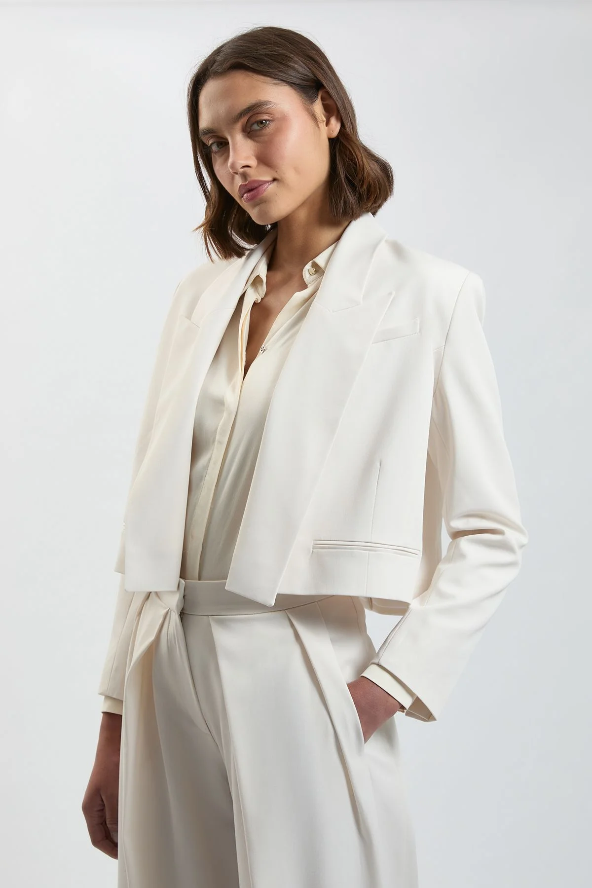 Compact Viscose Crop Tailored Blazer - 1