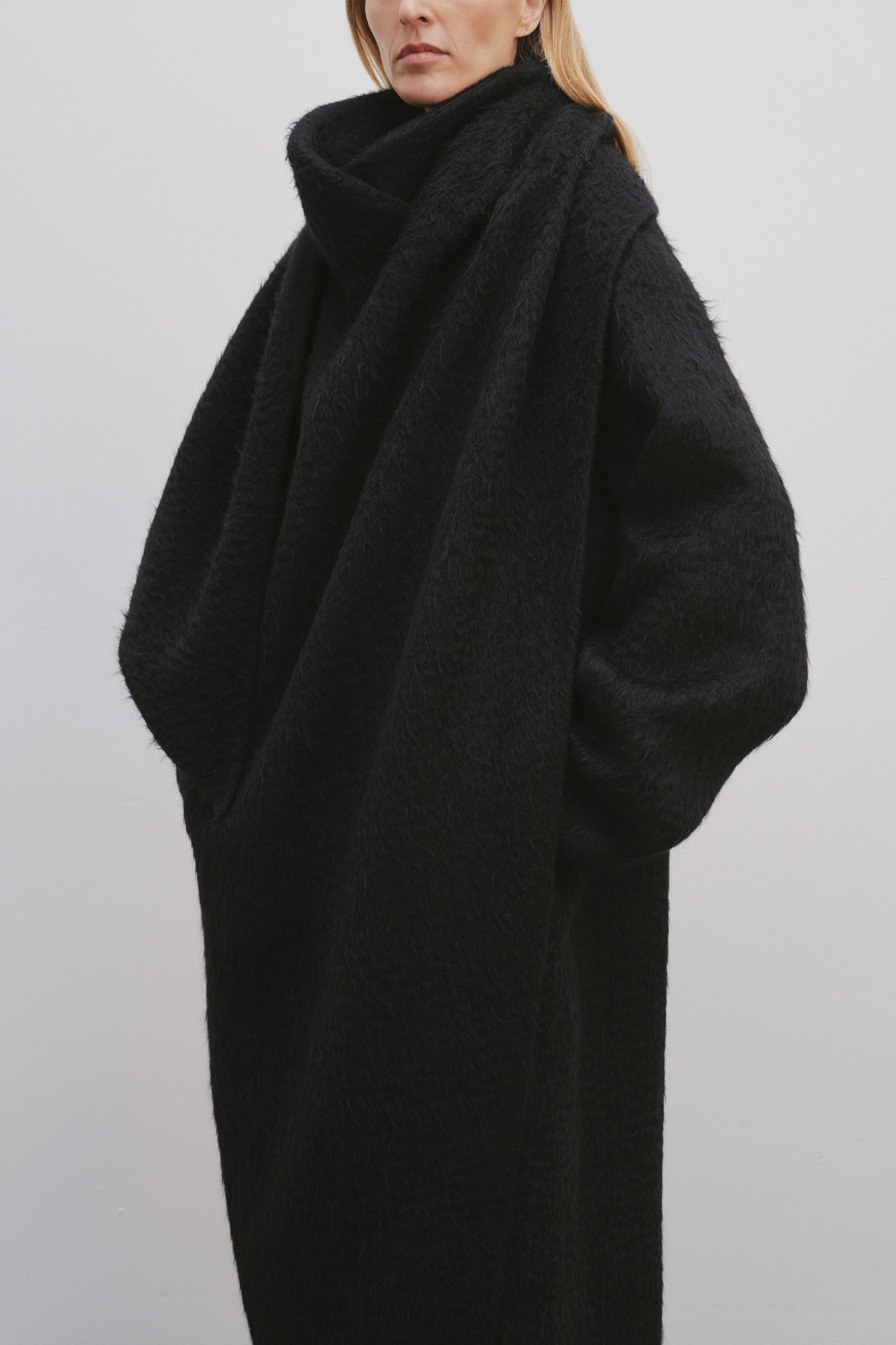 Orlando Coat in Virgin Wool and Alpaca - 4