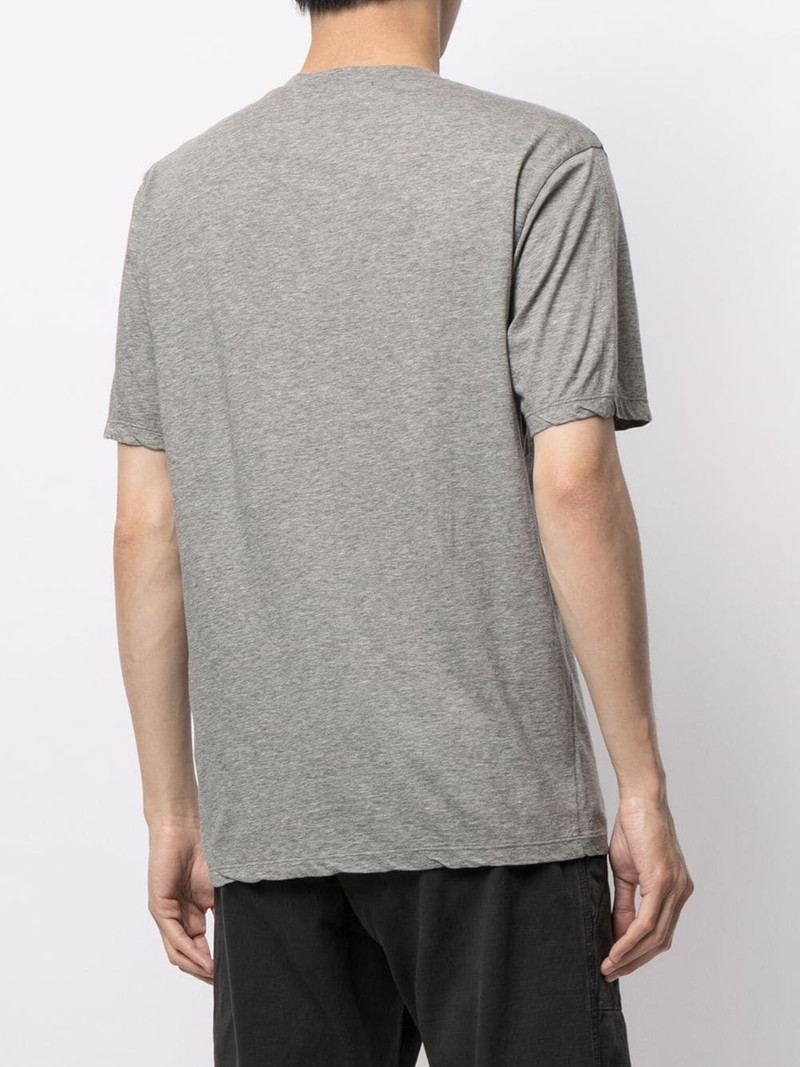 V-neck T-shirt 4