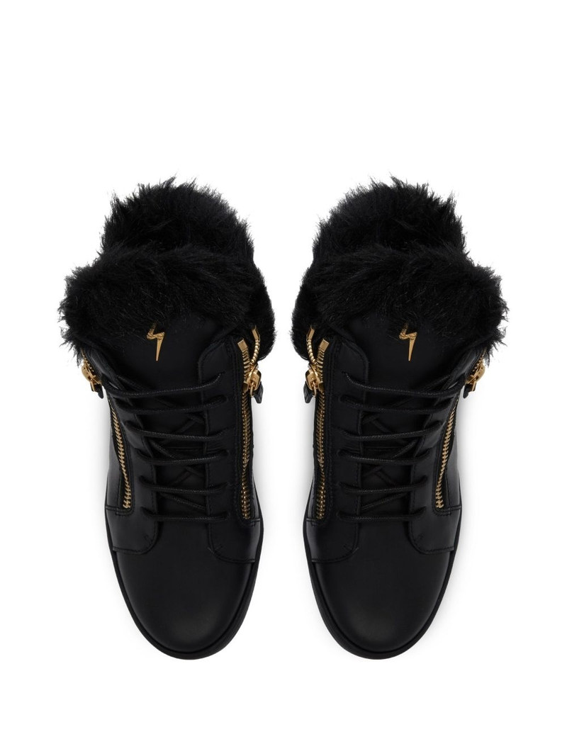 Kriss trainers 4