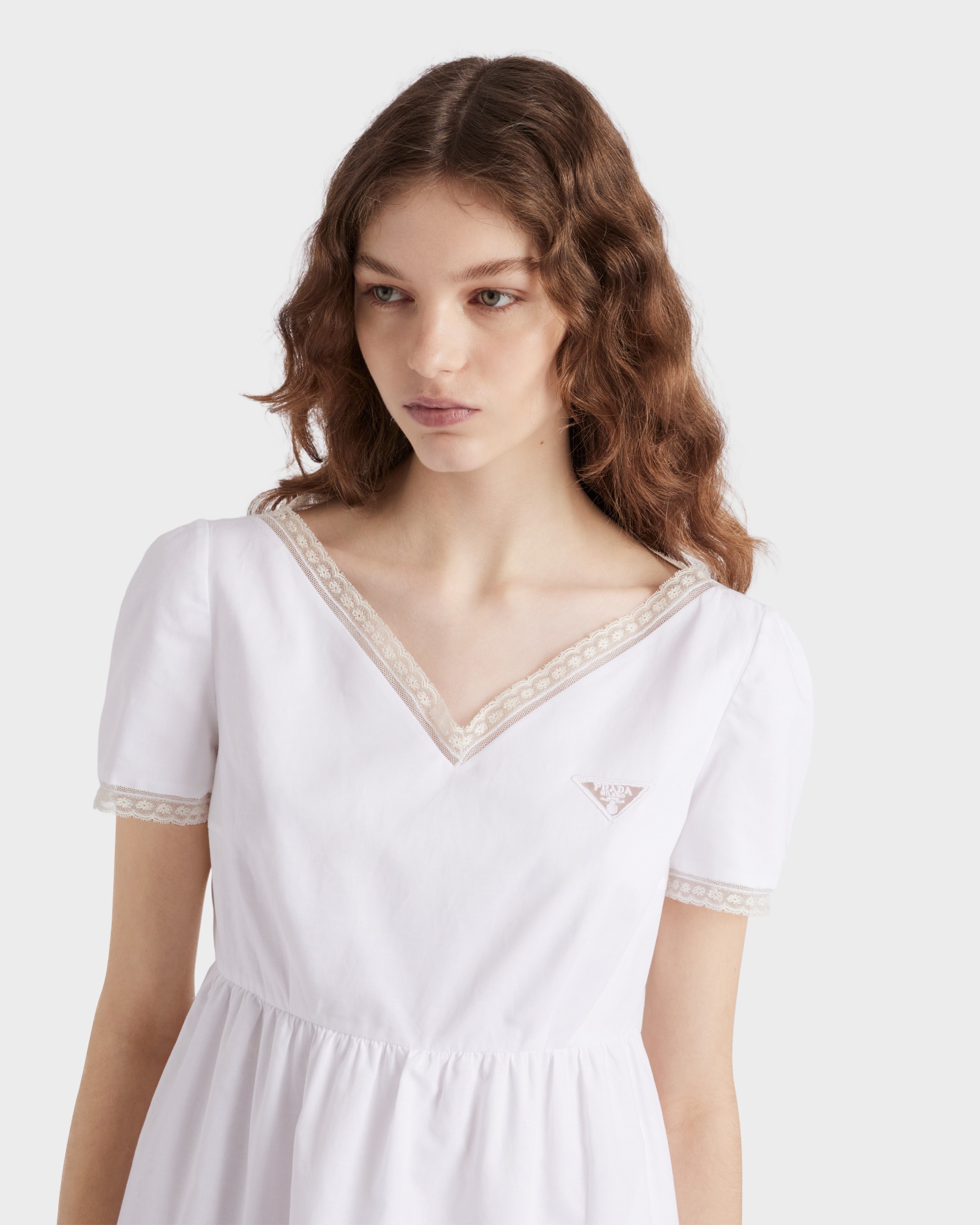 Embroidered vintage-look fabric mini-dress - 3