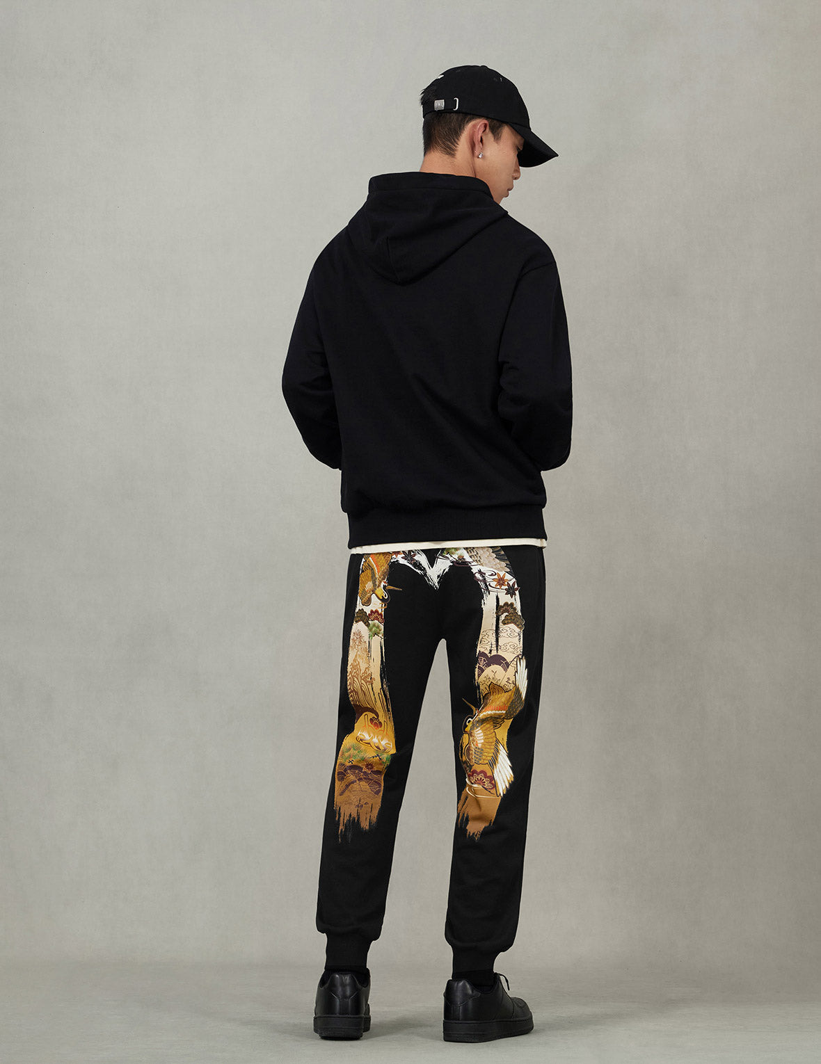 Logo Embroidery and Grateful Crane Daicock Print Regular Fit Sweatpants - 6