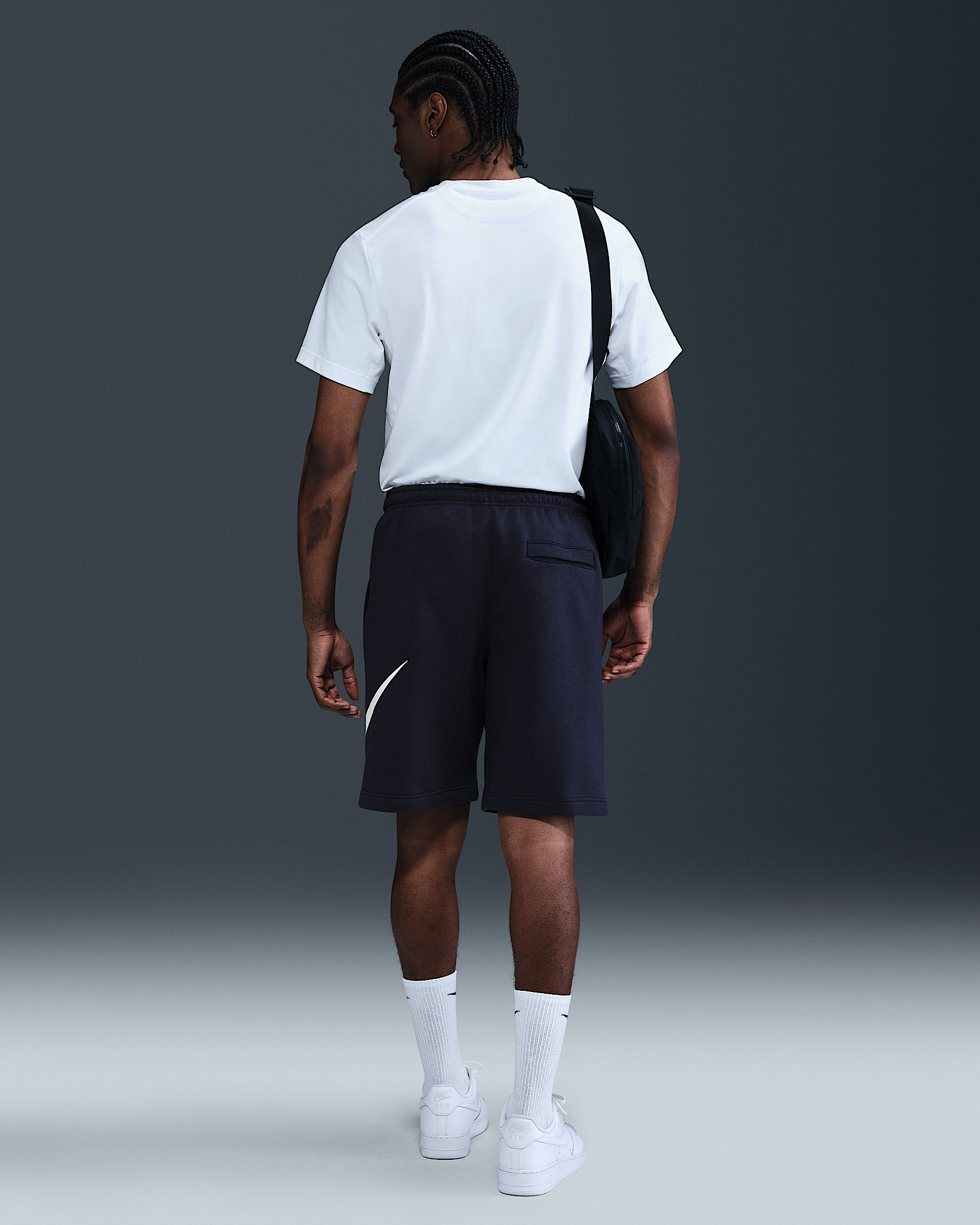 Nike Club Men's Fleece Shorts - 4
