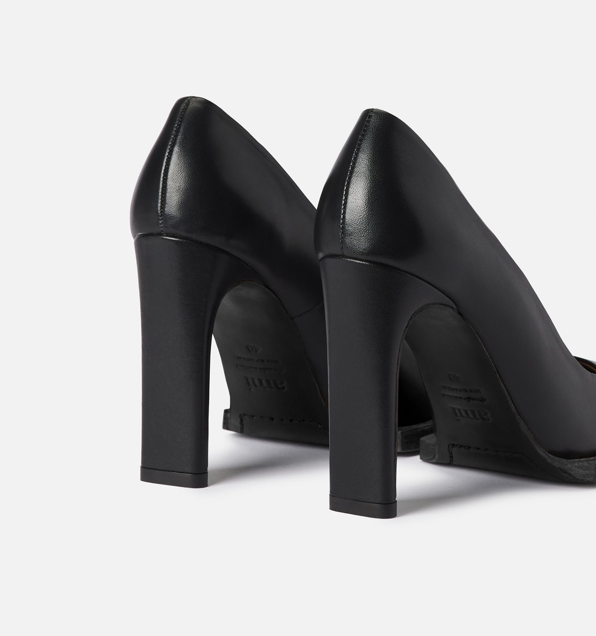 Pumps - 10
