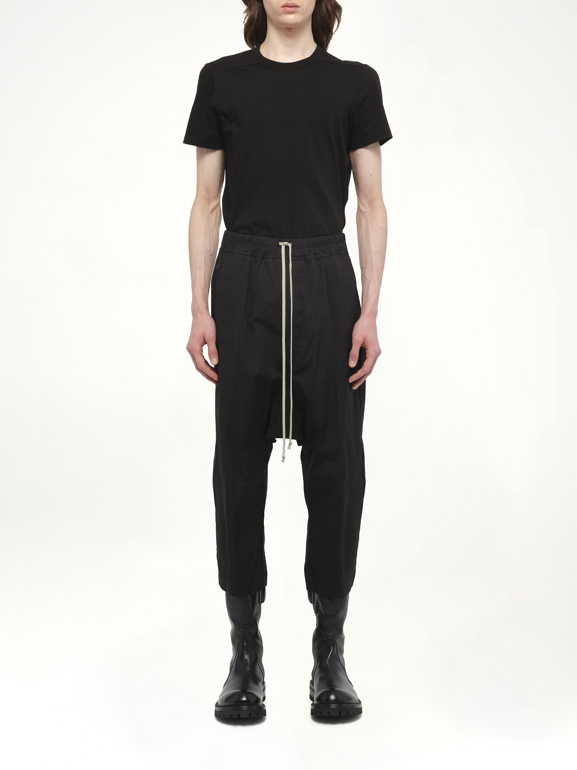Drawstring Cropped Pants in Black - 7