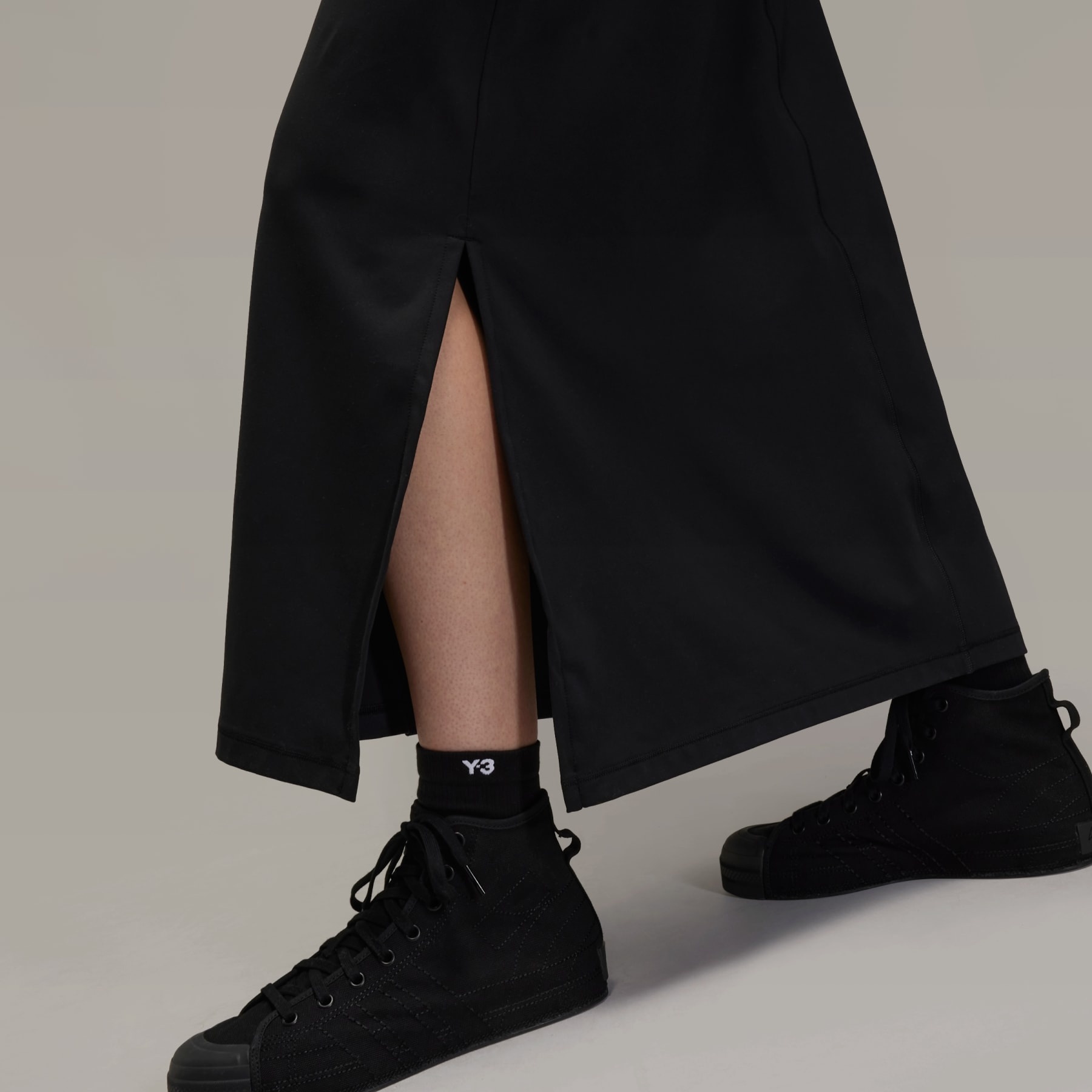 Y-3 Fitted Neck Closure Dress - 7