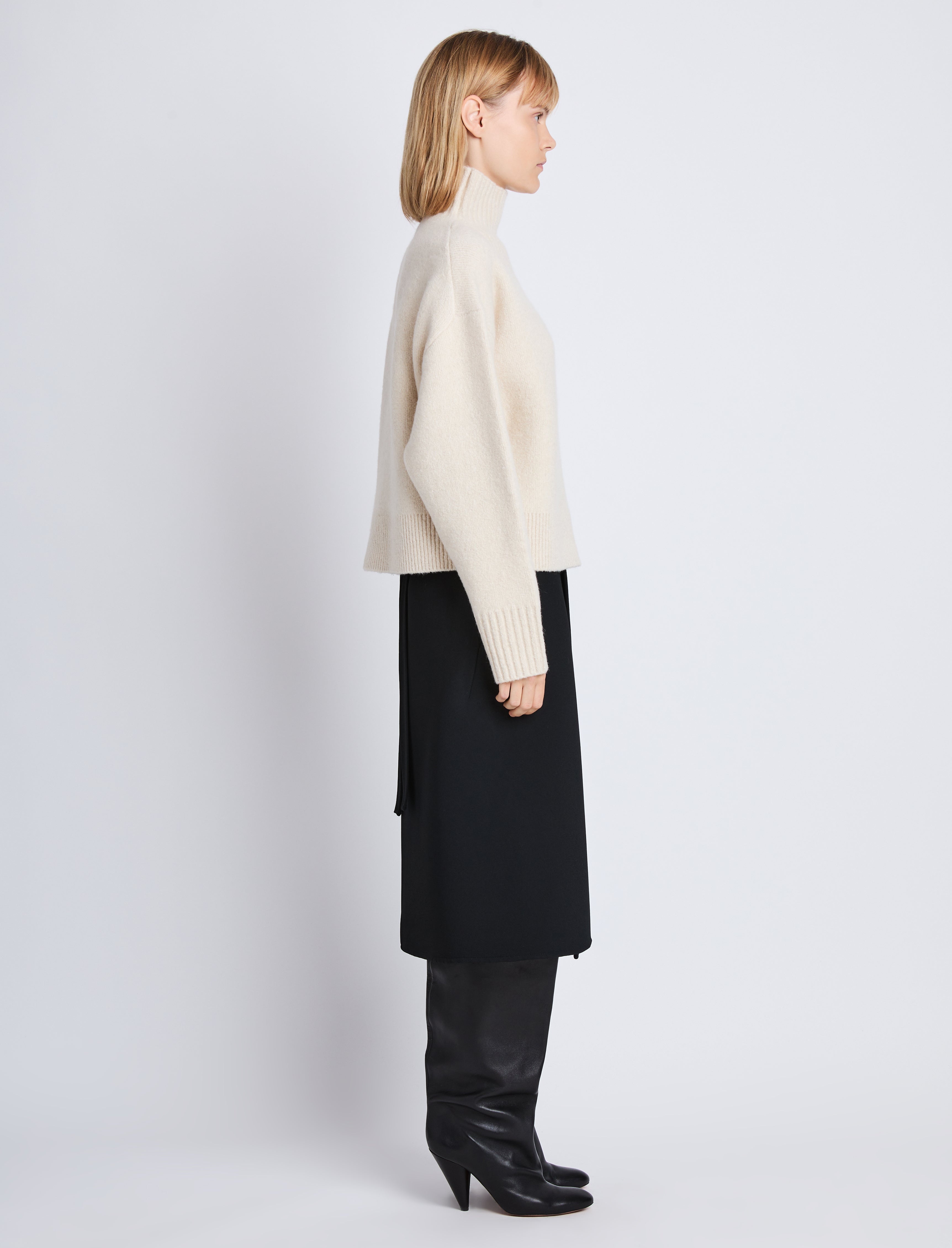 Alma Sweater in Lofty Eco Cashmere - 4