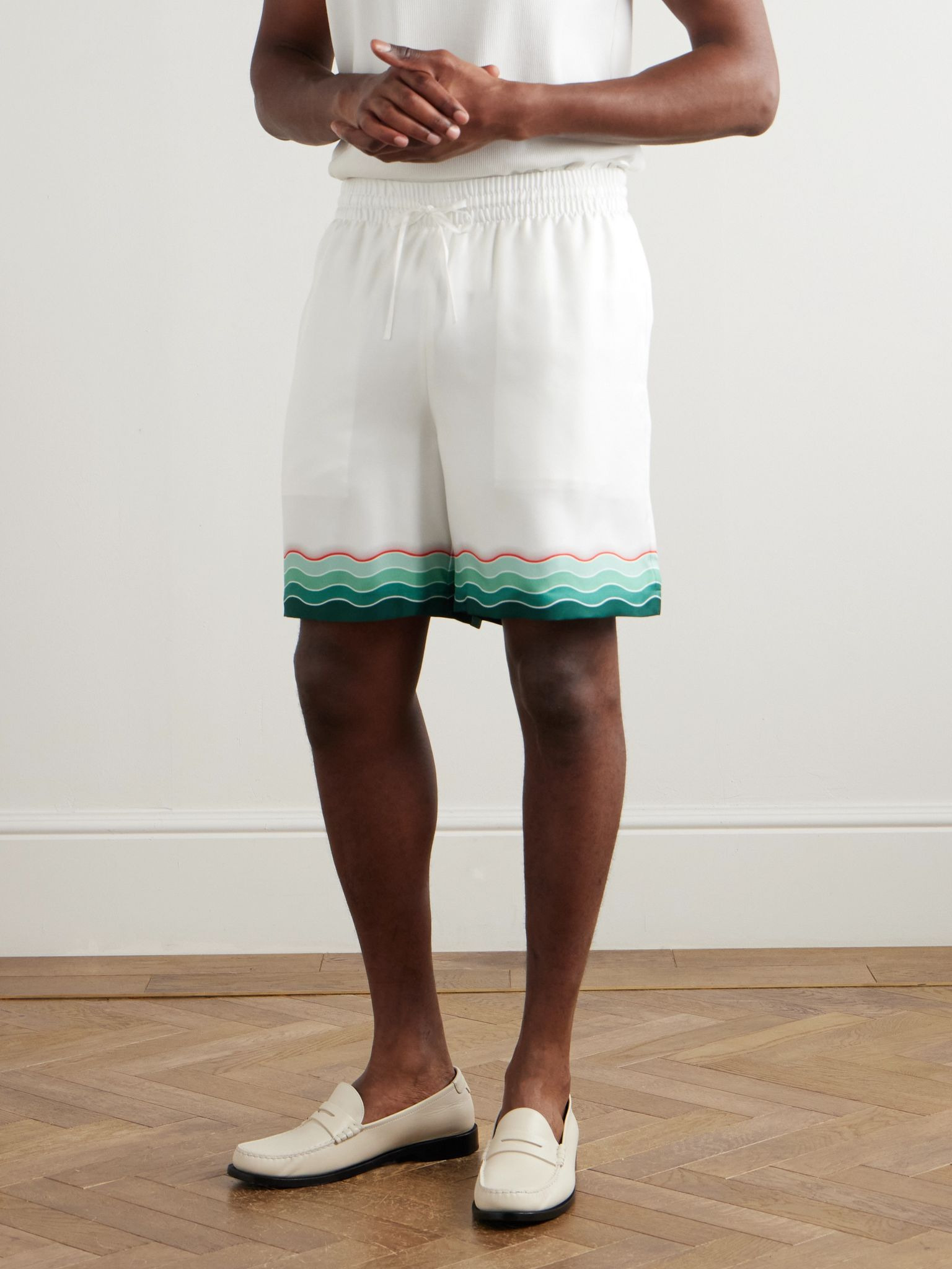 Montagne Ondulee Straight-Leg Printed Silk-Twill Shorts White - 3