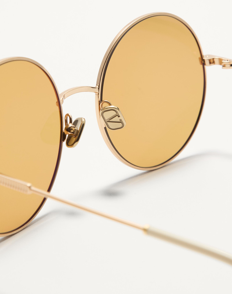 ROUND OVERSIZED METAL FRAME 8