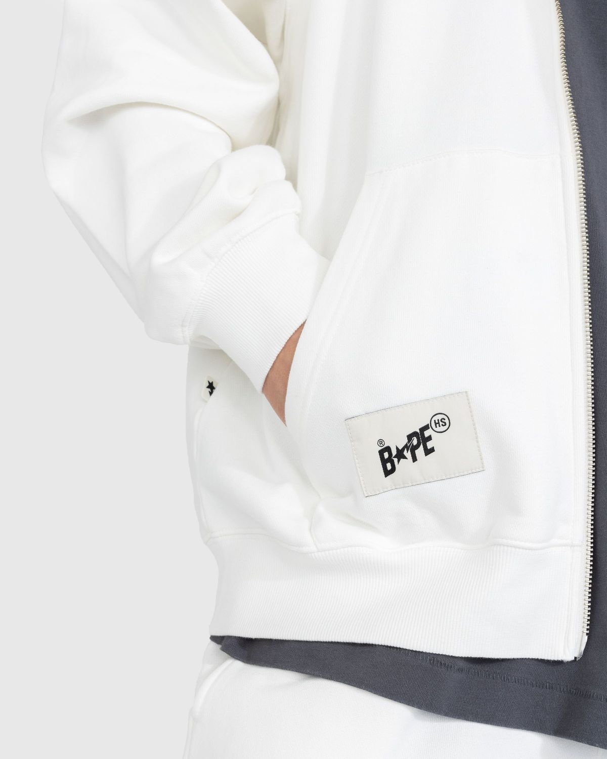 BAPE x Highsnobiety – Heavy Washed Zip Hoodie Ivory - 4