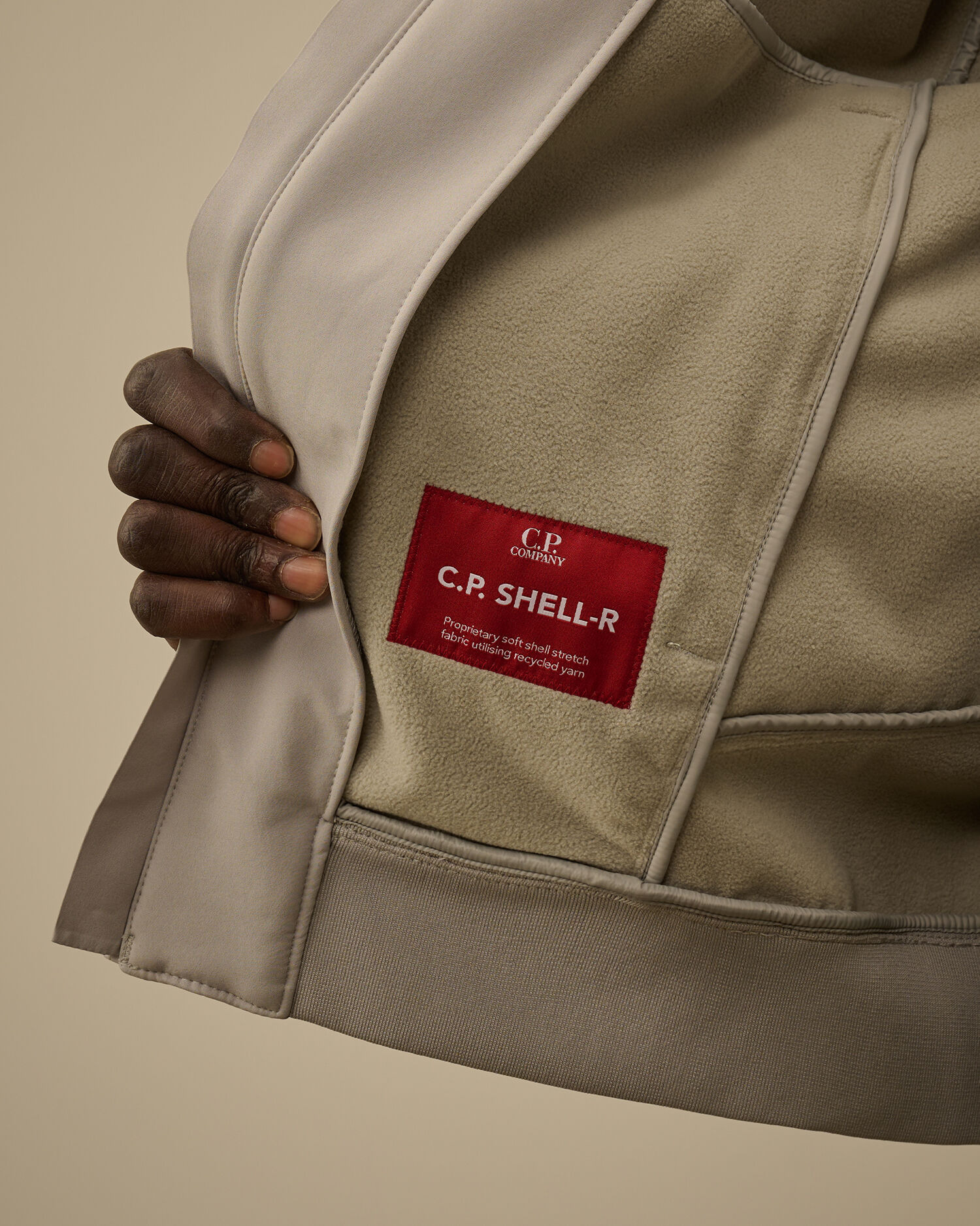 C.P. Shell-R Hooded Jacket - 7