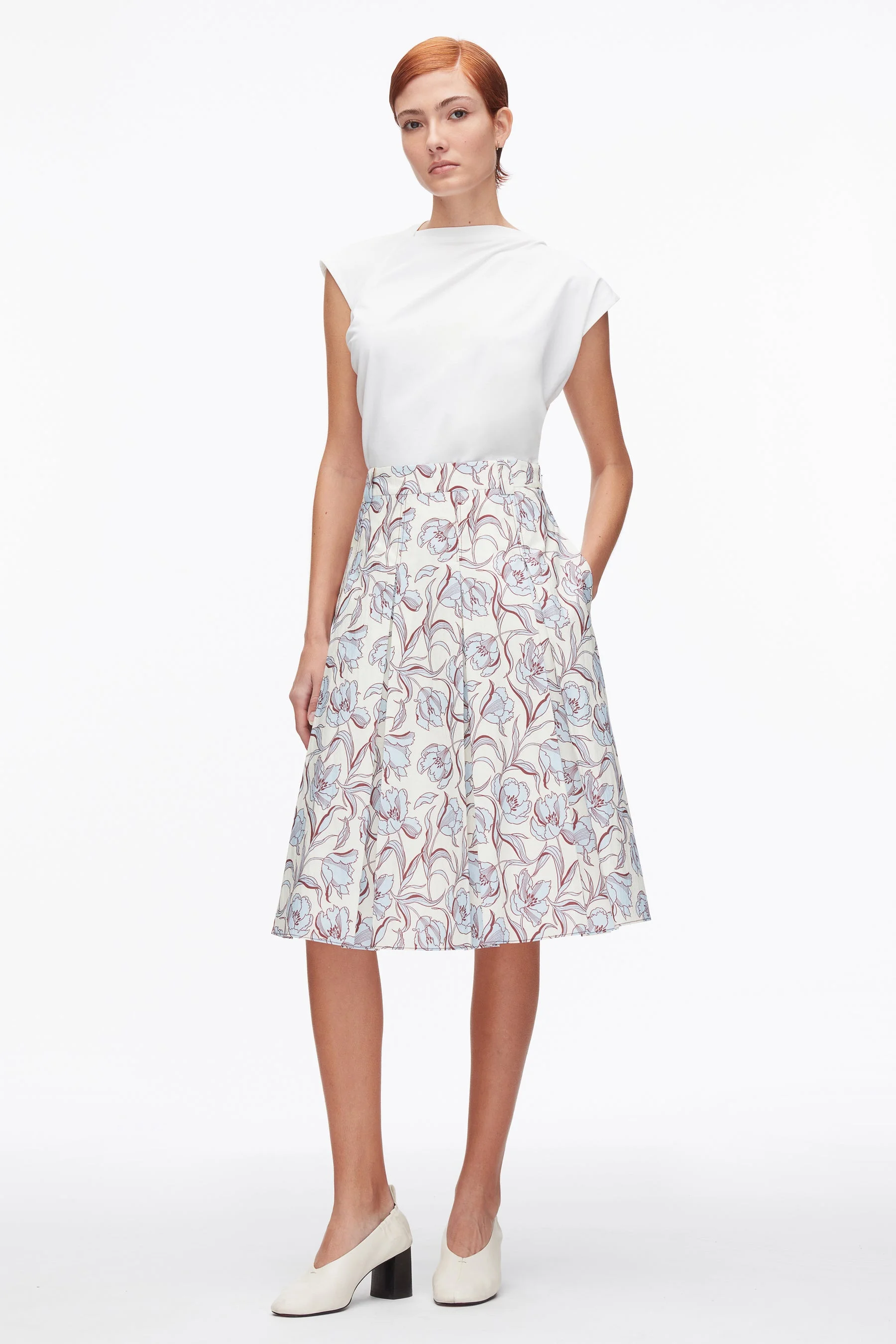 Two-Toned Pleated Knee-Length Skirt - 1