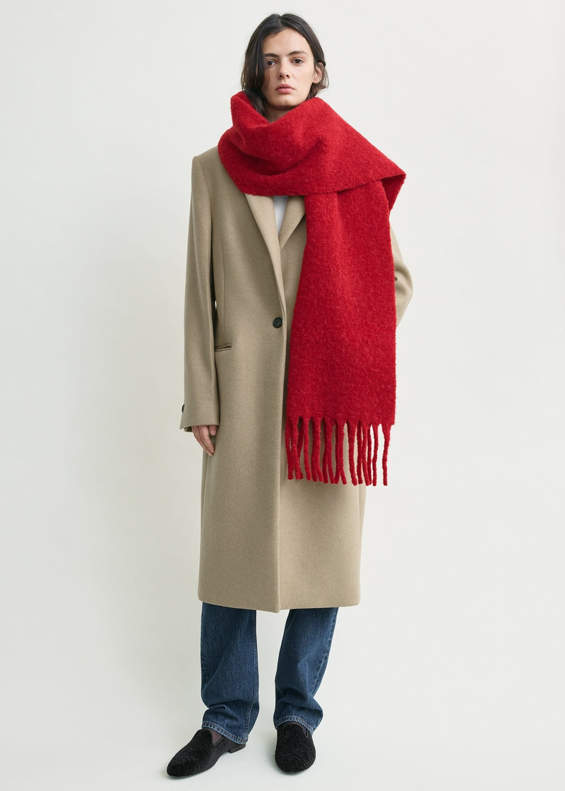 TOTEME Fuzzy scarf red outlook