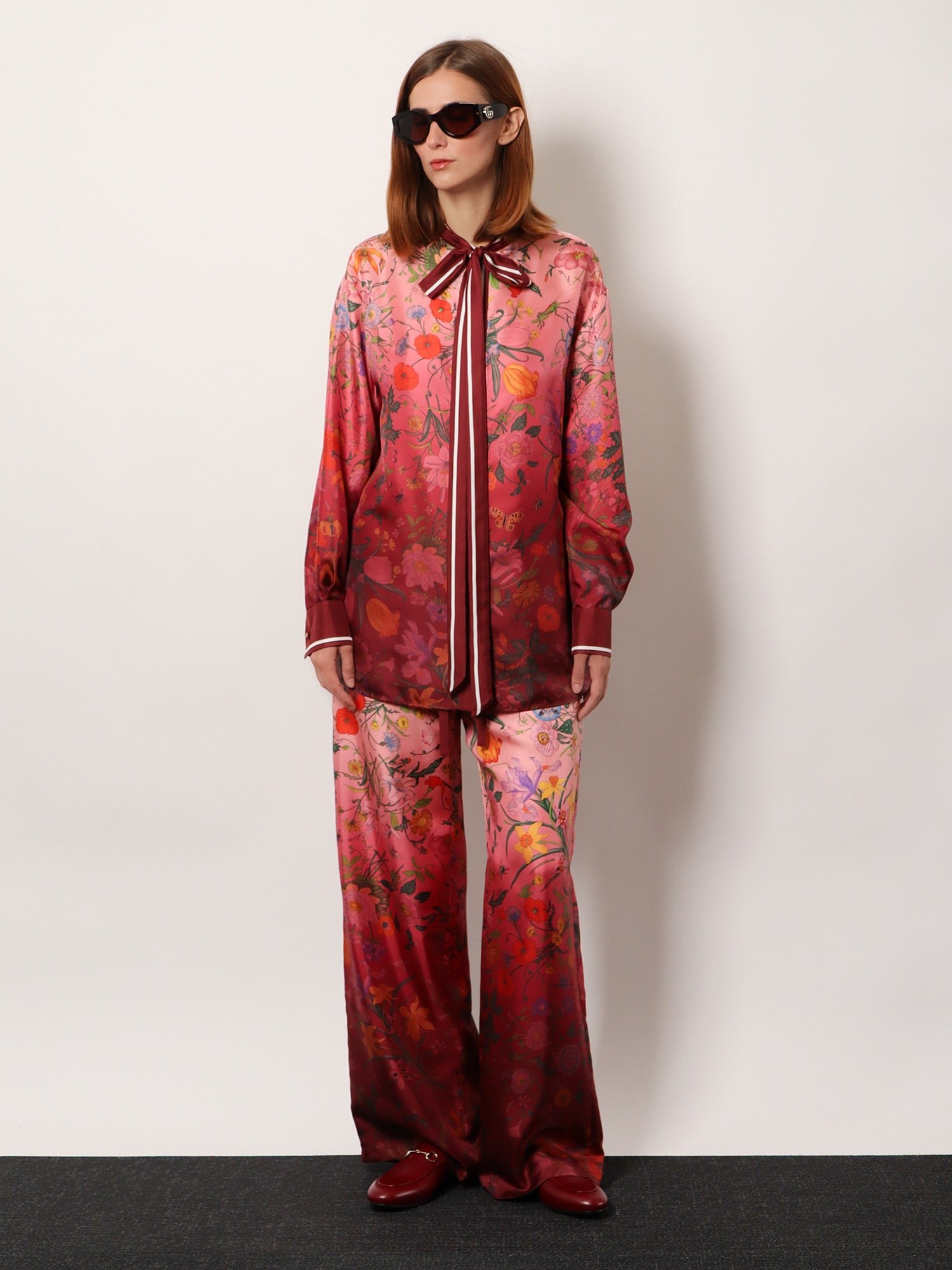 Silk Trousers With Gucci Flora Print - 2