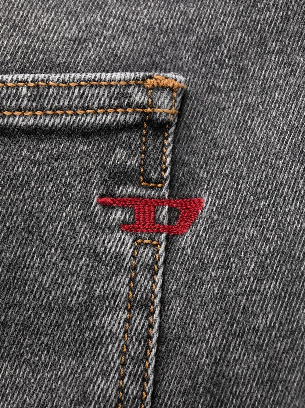 D Strukt slim-fit jeans - 14
