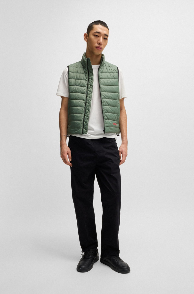 HUGO WATER-REPELLENT SLIM-FIT GILET WITH LOGO DETAIL outlook