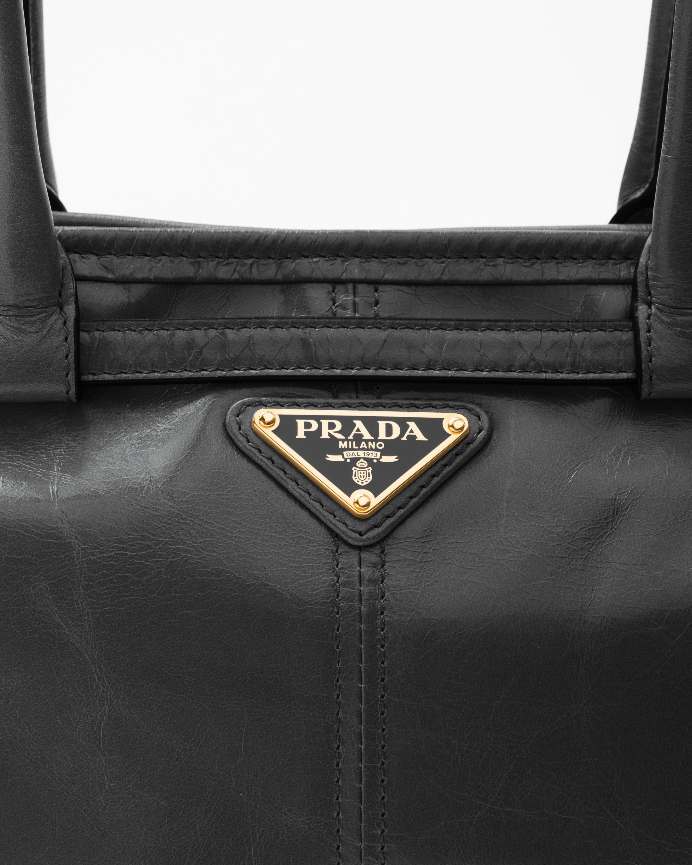 Medium leather handbag - 7