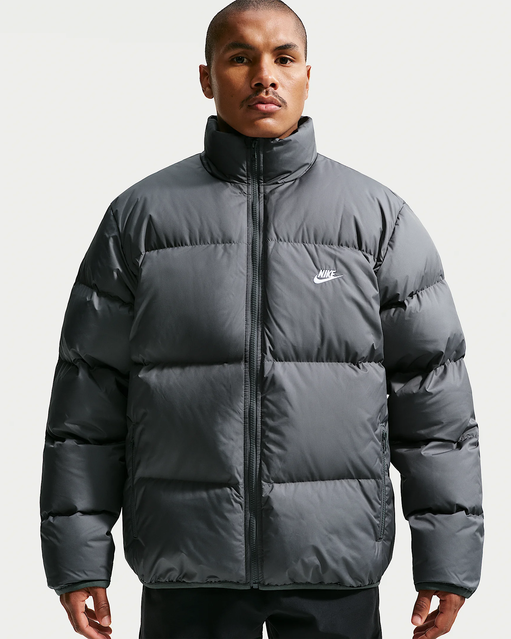 Nike Sportswear Club Men's Therma-FIT Puffer Jacket - 1