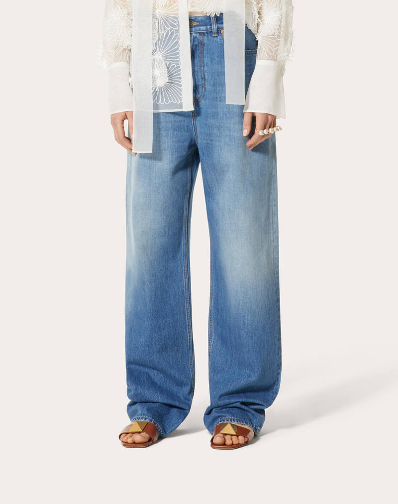 BLUE WASHED DENIM JEANS WITH VALENTINO ARCHIVE 1985 PRINT 3