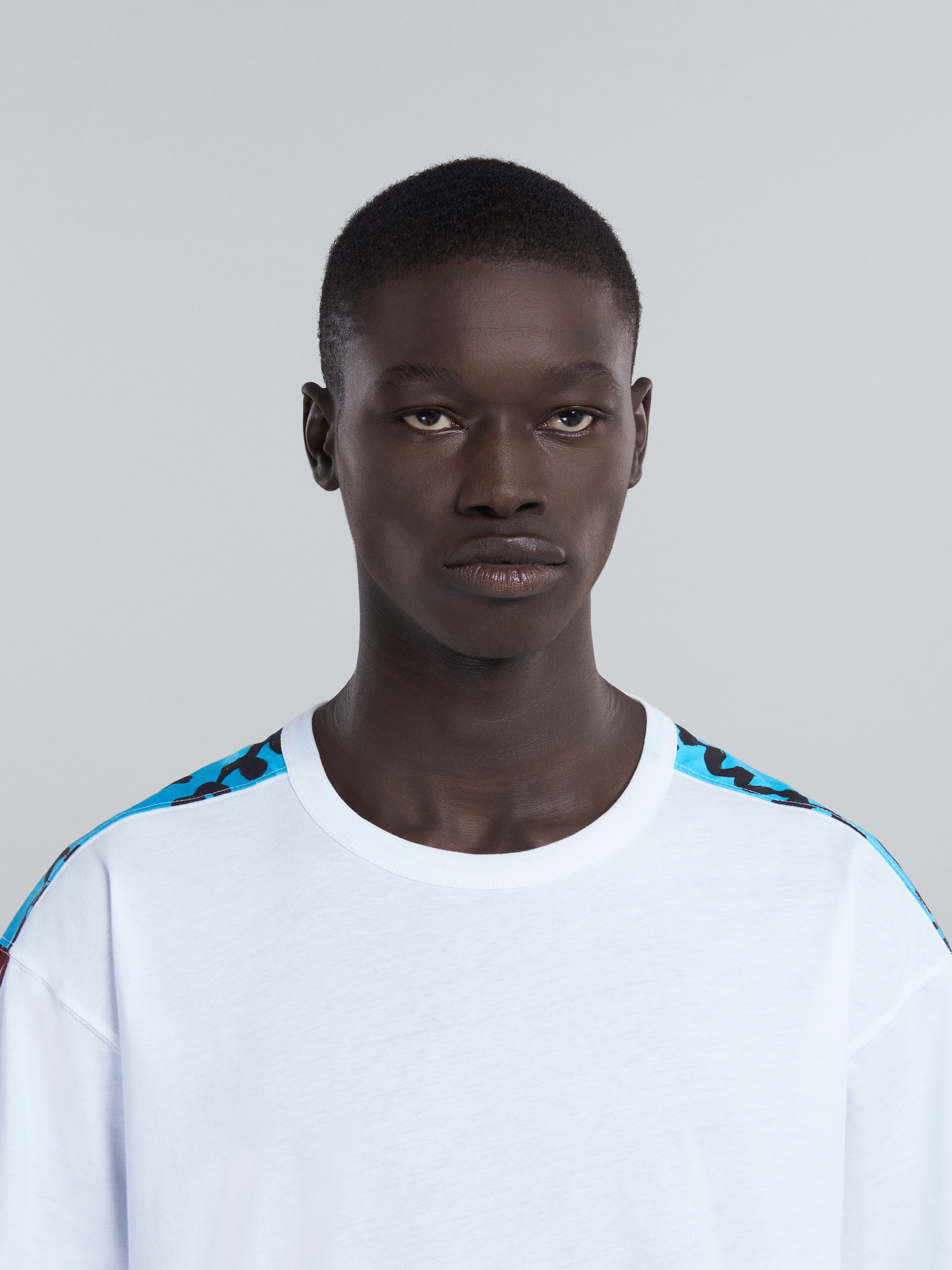 BIO COTTON JERSEY T-SHIRT WITH CONTRASTING BACK - 4