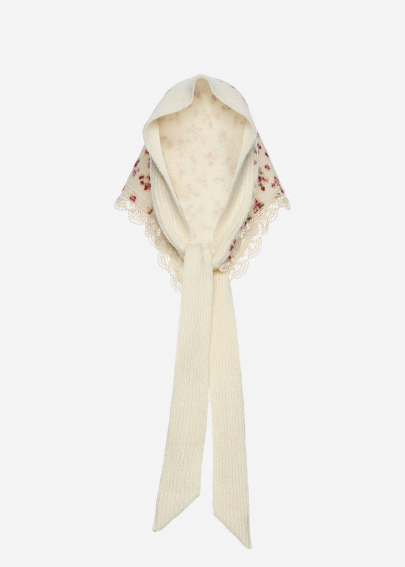 Floral scarf with lace trim in cream 1