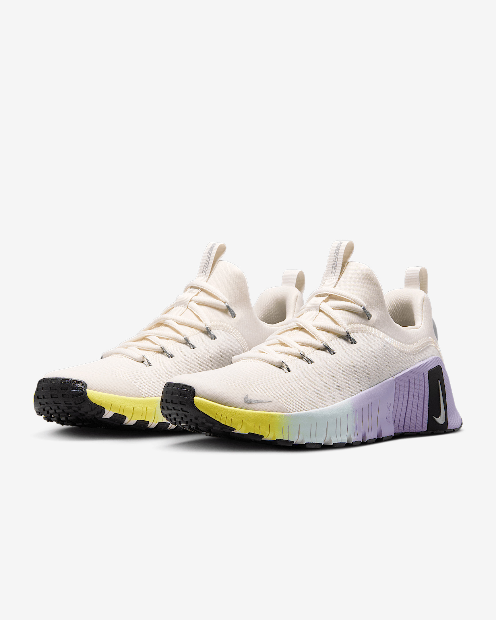 Nike Free Metcon 6 SE Women's Workout Shoes - 5